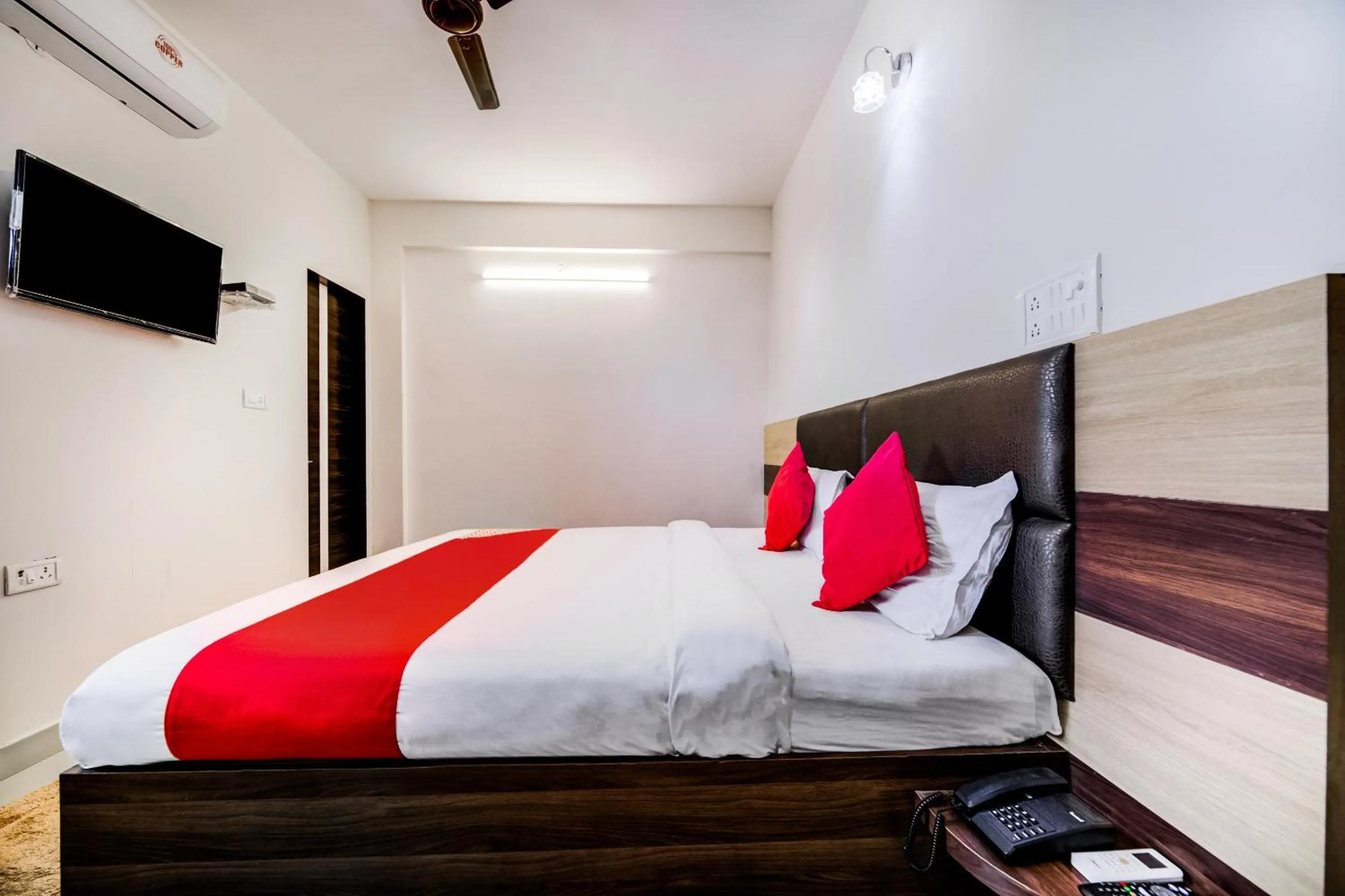 Bedroom in Hotel O AARAV HOTEL