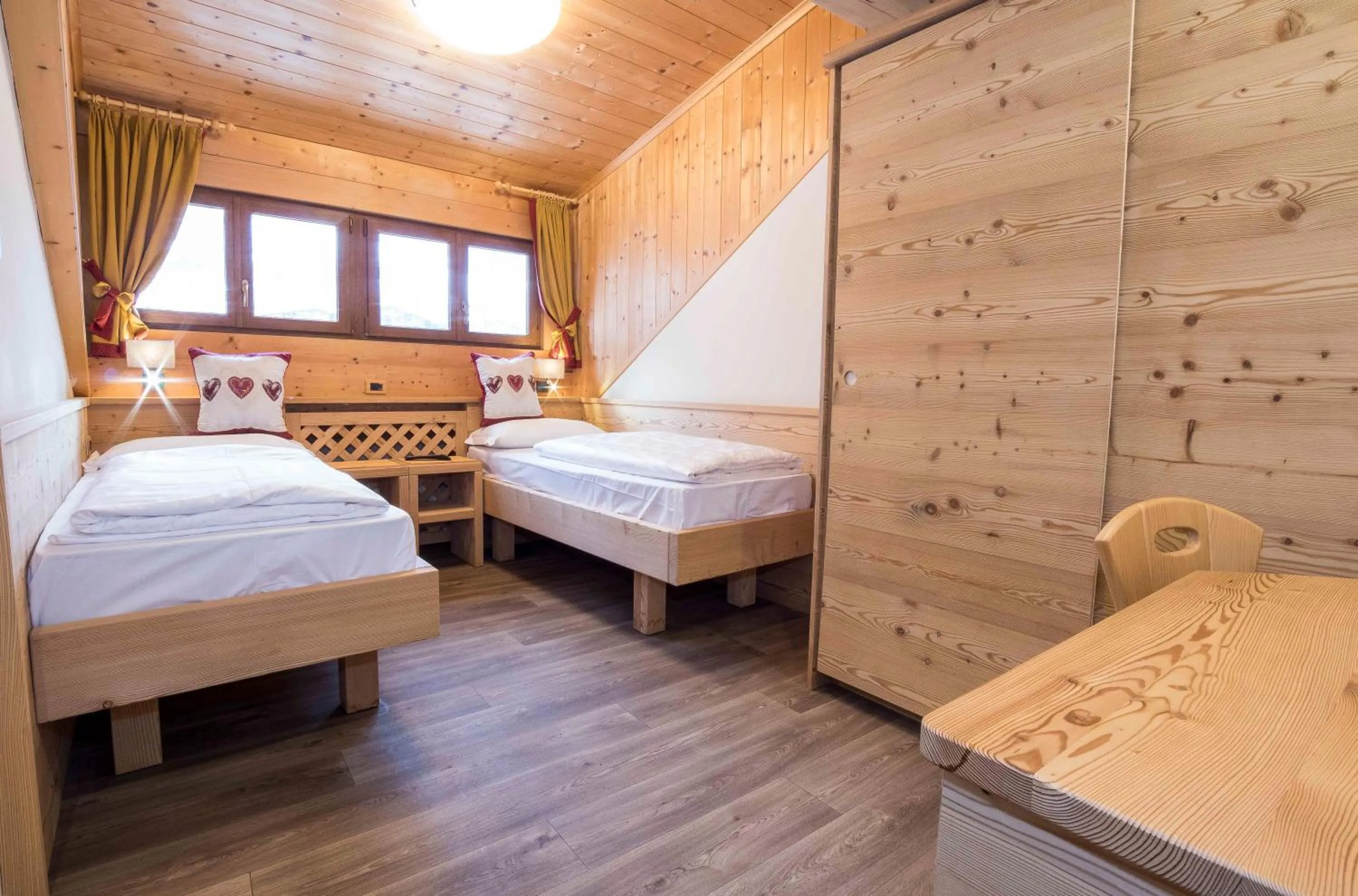 Photo of the whole room, Bed in Hotel Garni Snaltnerhof