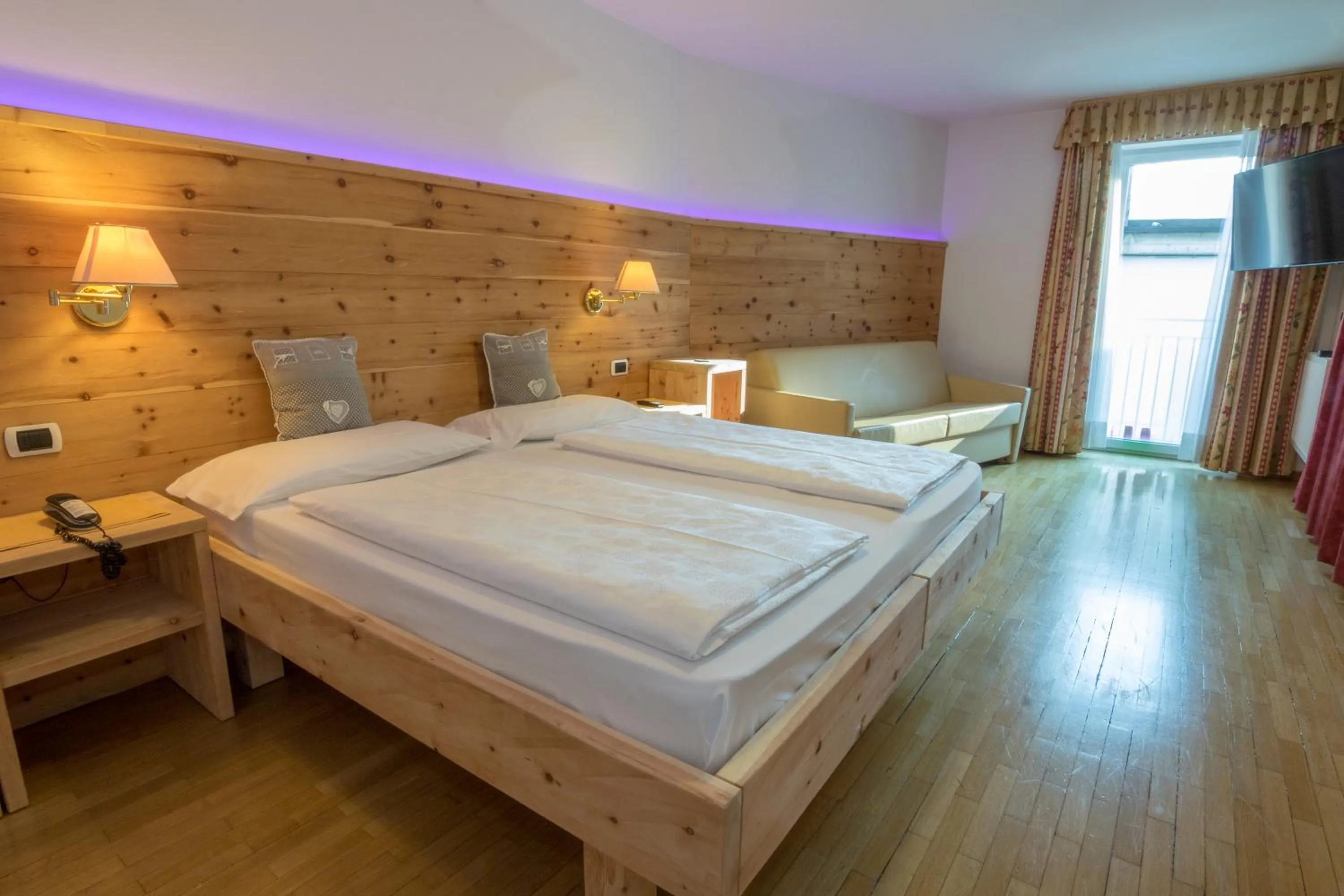 Bed in Hotel Garni Snaltnerhof