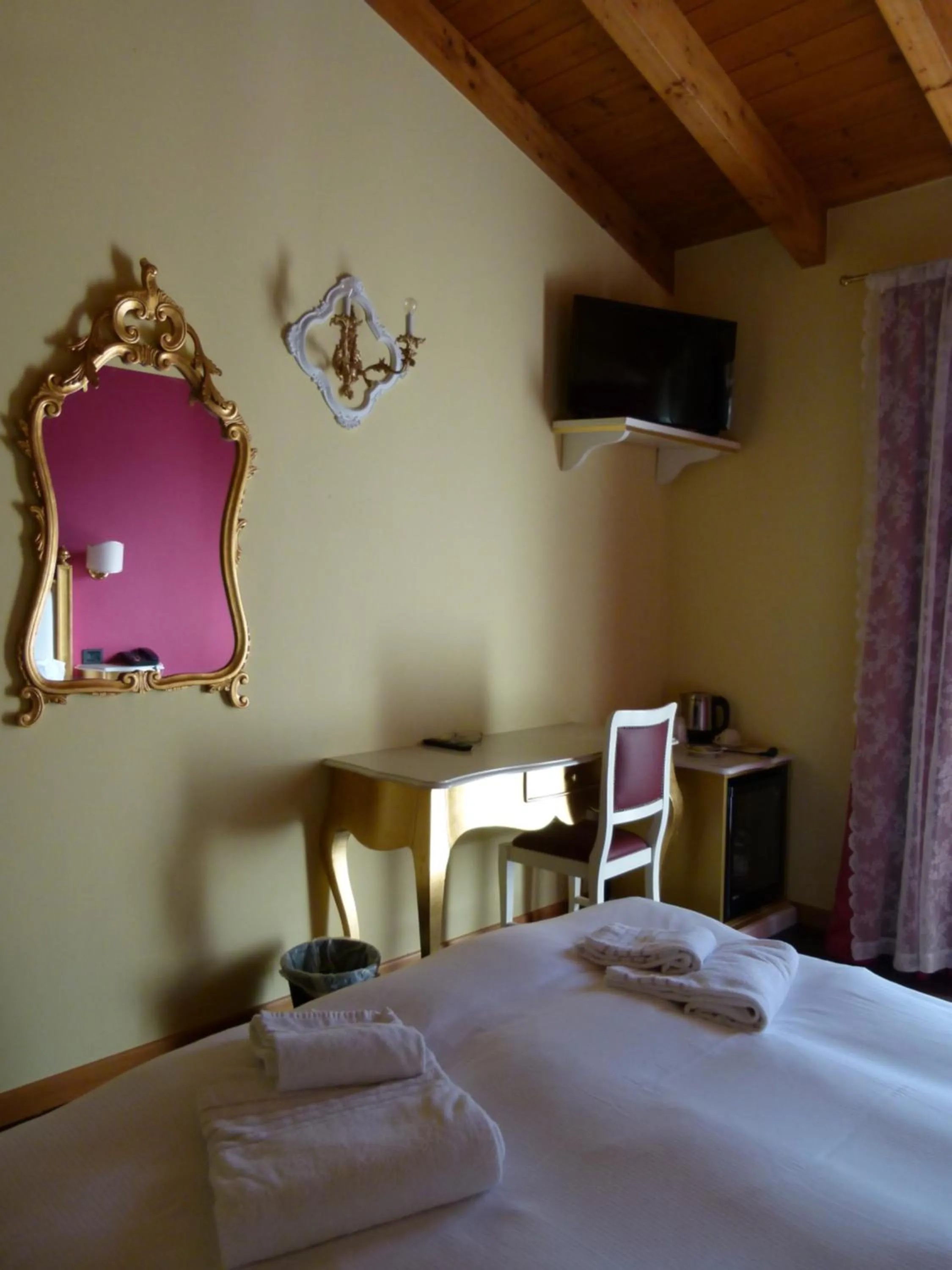 Photo of the whole room, Bed in Boutique Hotel Bel Sito Wellness & Private SPA