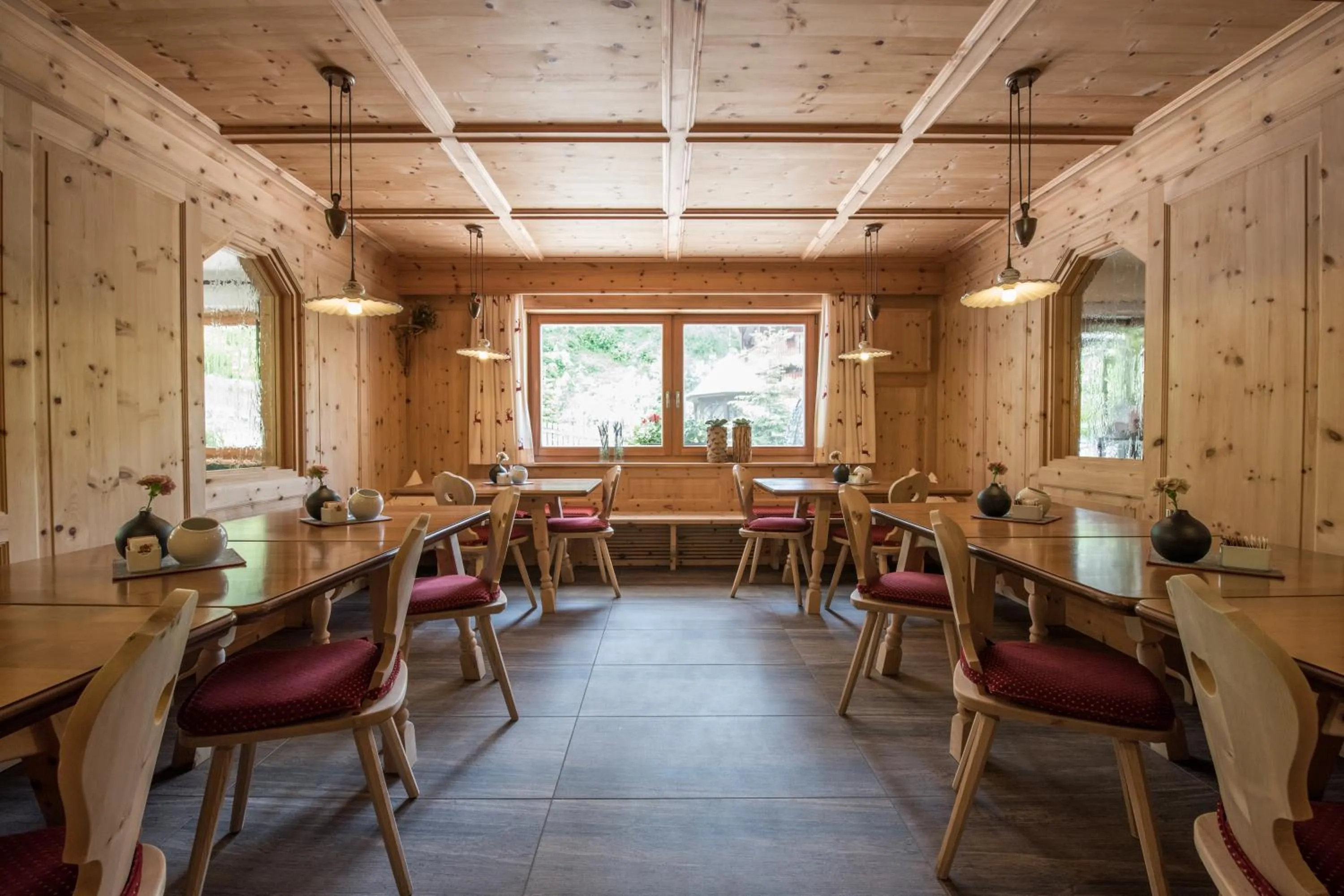 Lounge or bar in Garni Hotel Bel Vert