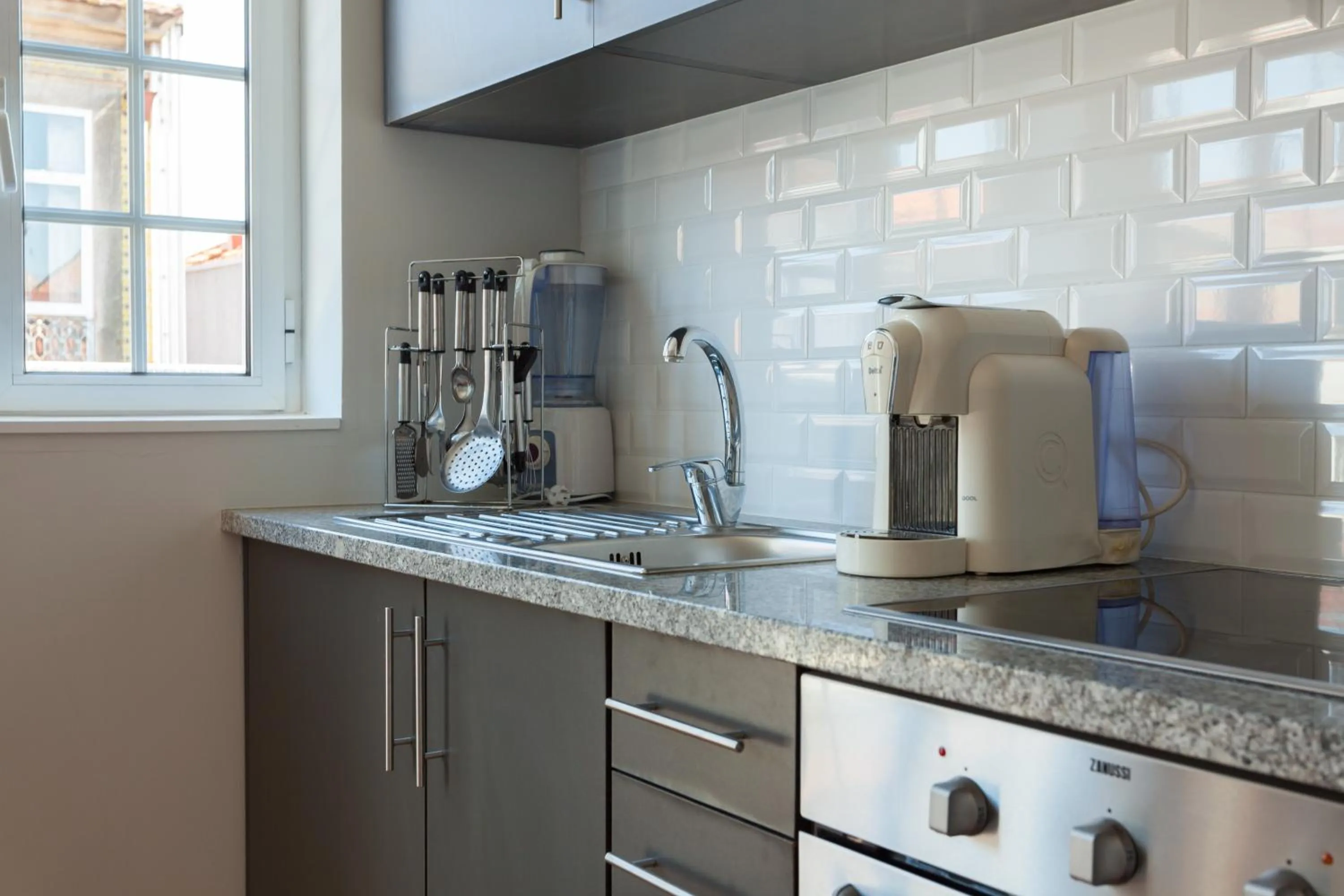 Kitchen or kitchenette in Oporto City View - Santo Ildefonso