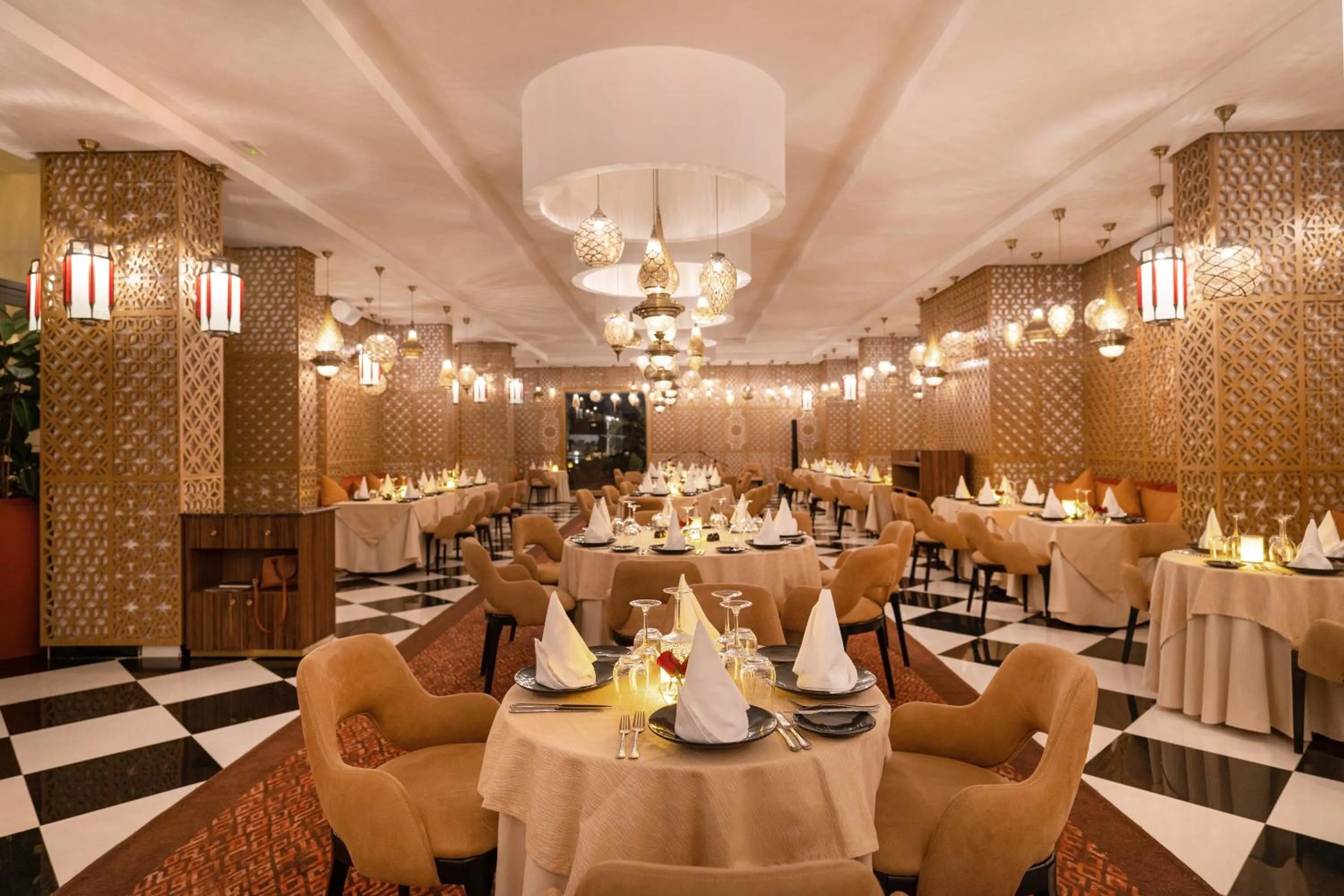 Restaurant/places to eat in The View Agadir