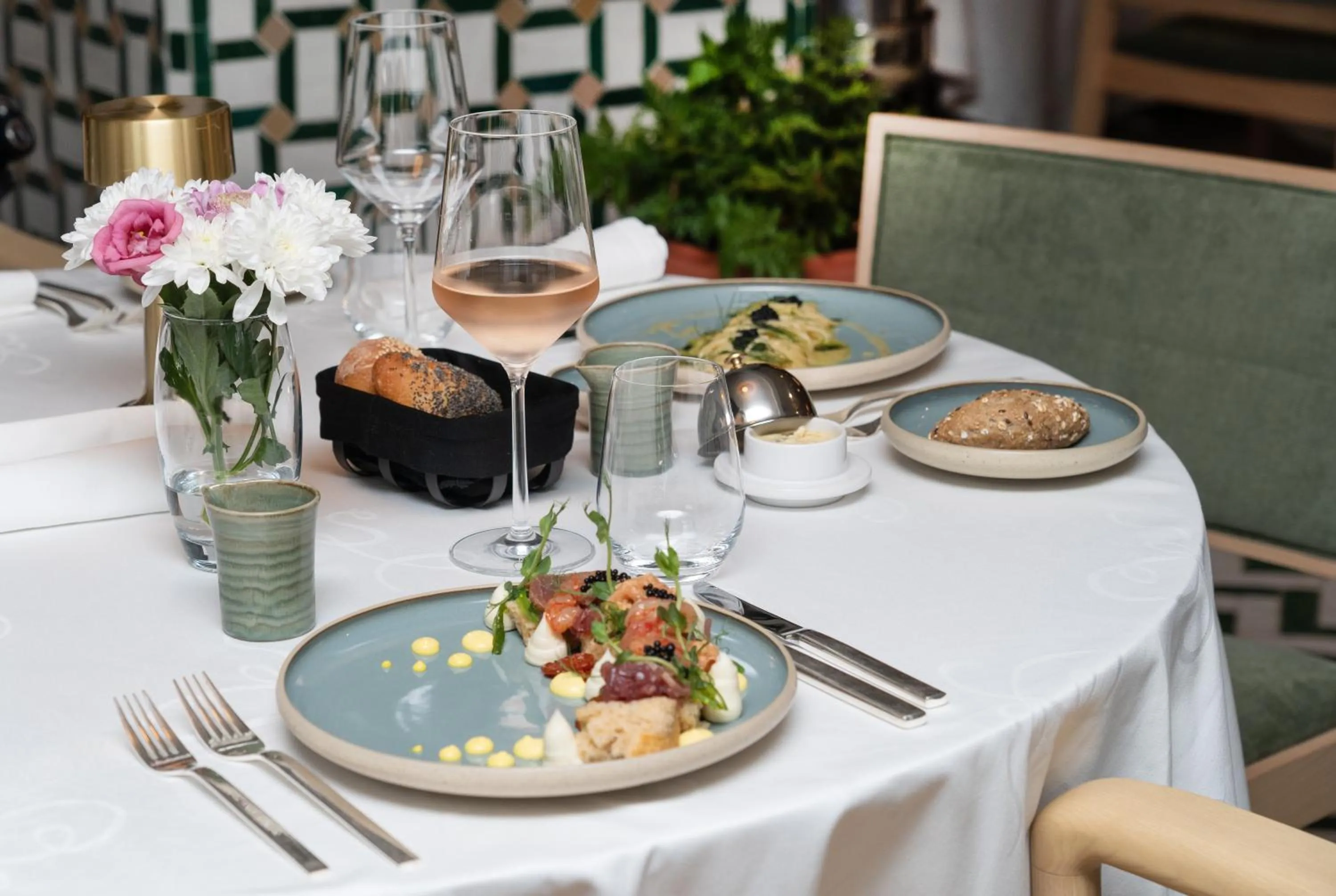 Restaurant/places to eat in The View Agadir