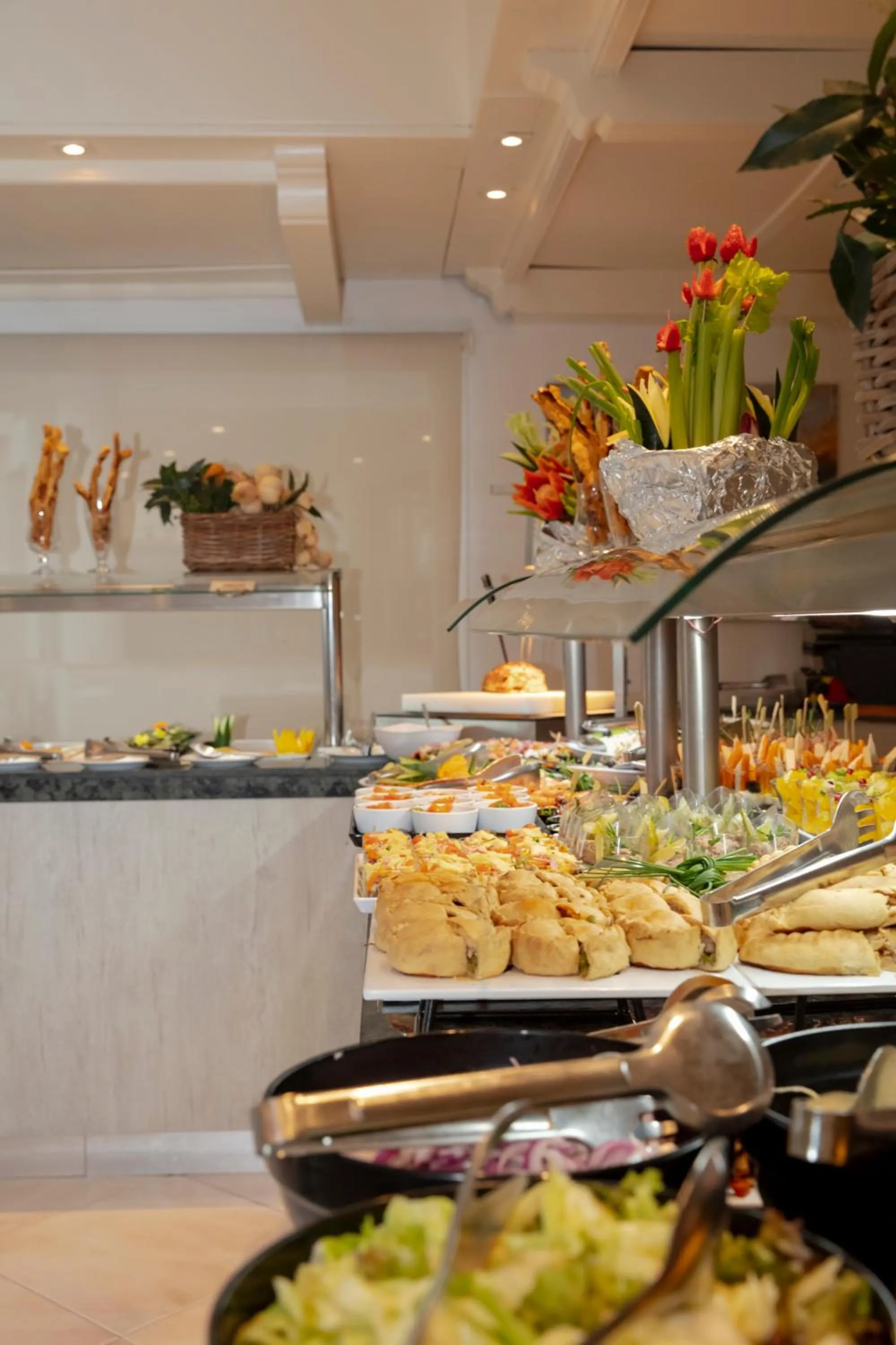 Food in Hotel Club S'Illot