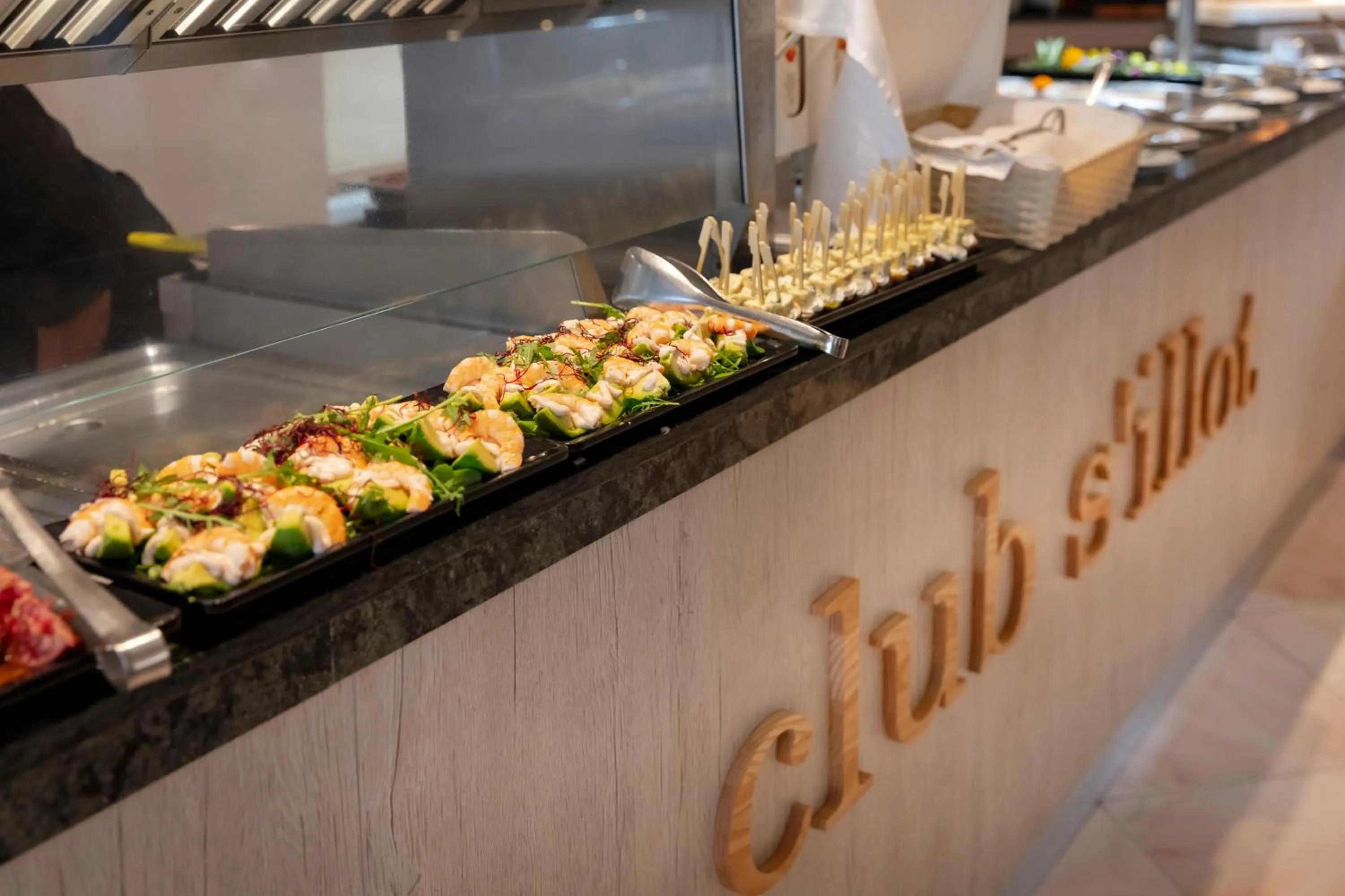 Food in Hotel Club S'Illot