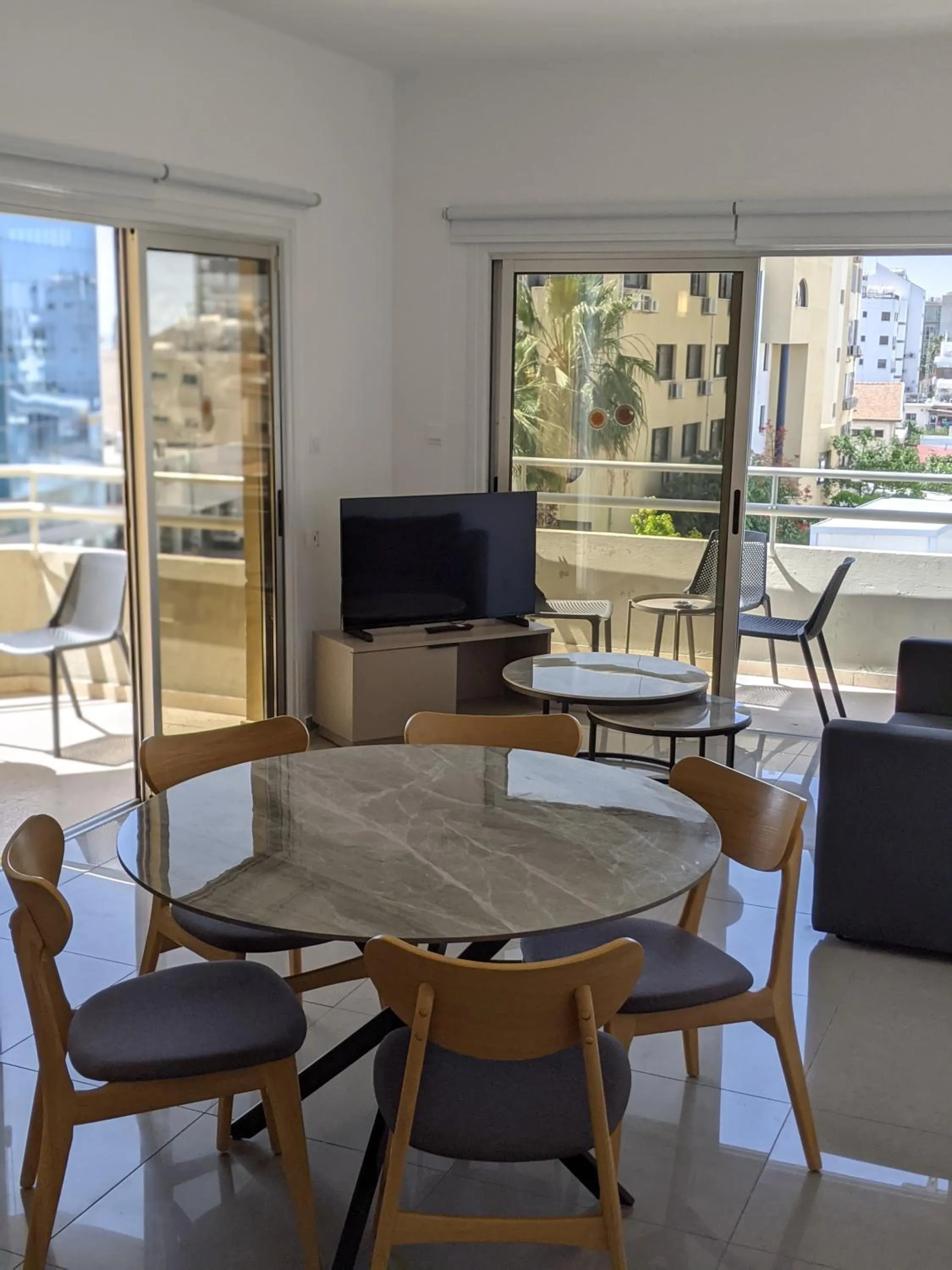 TV and multimedia in Sunflower Hotel Apartments