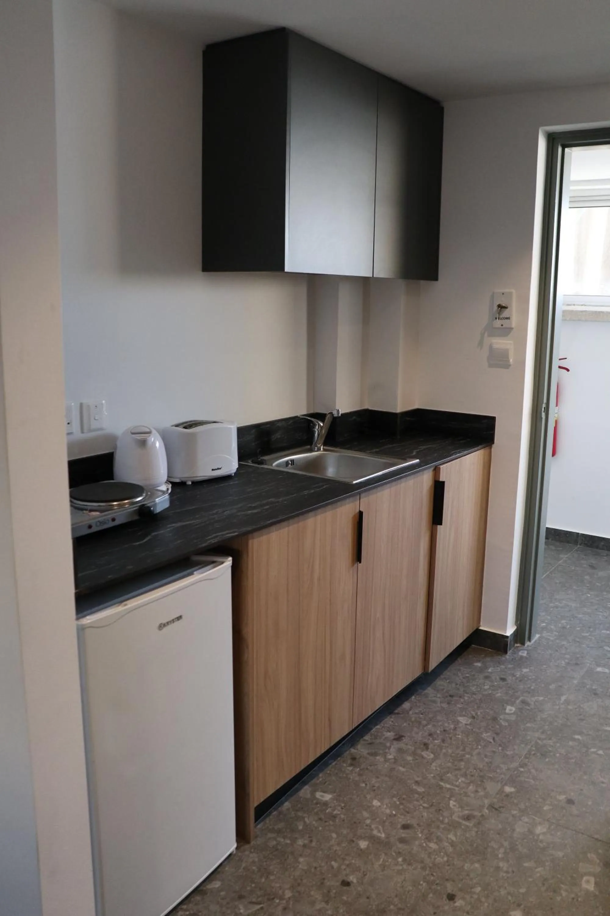 Kitchen or kitchenette in Sunflower Hotel Apartments