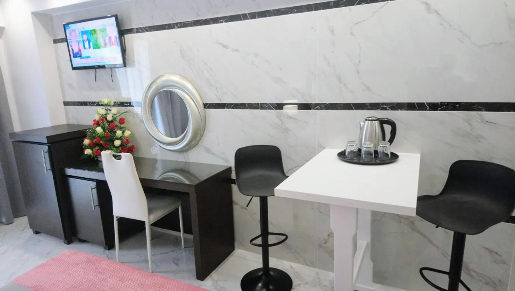 hair dresser in Elektra Beach Hotel