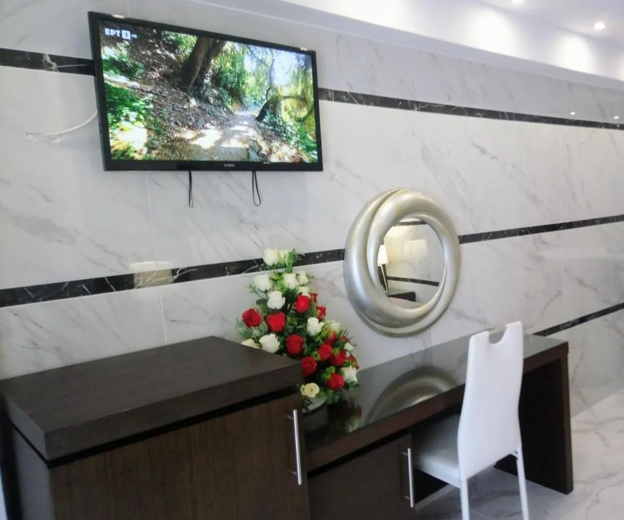 TV and multimedia in Elektra Beach Hotel