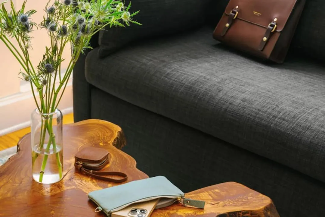 Roami at Duncan Plaza