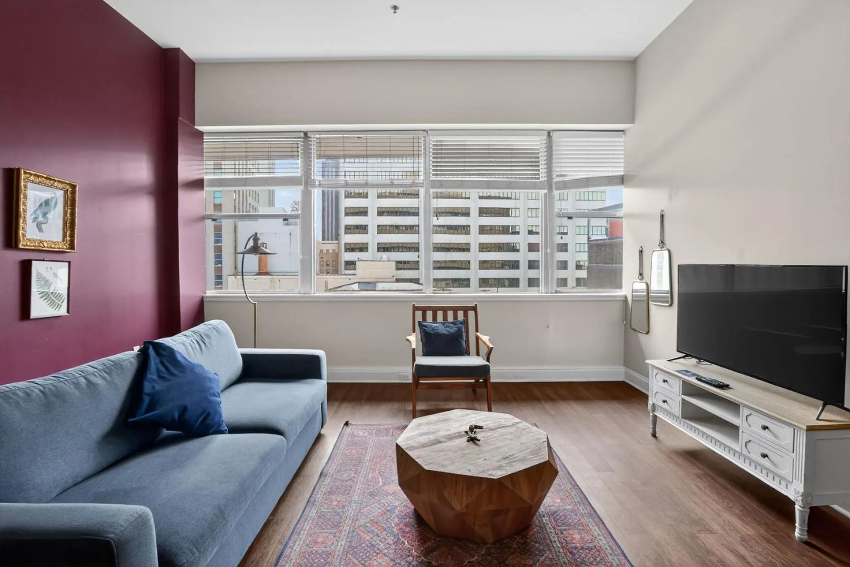 Roami at Duncan Plaza