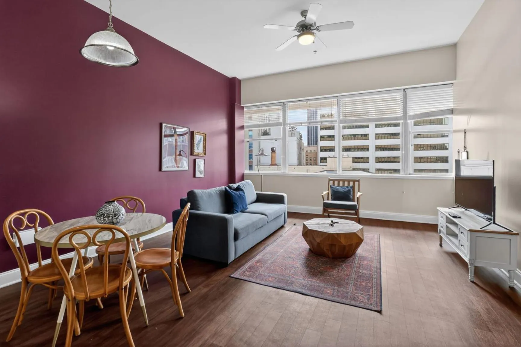 Roami at Duncan Plaza