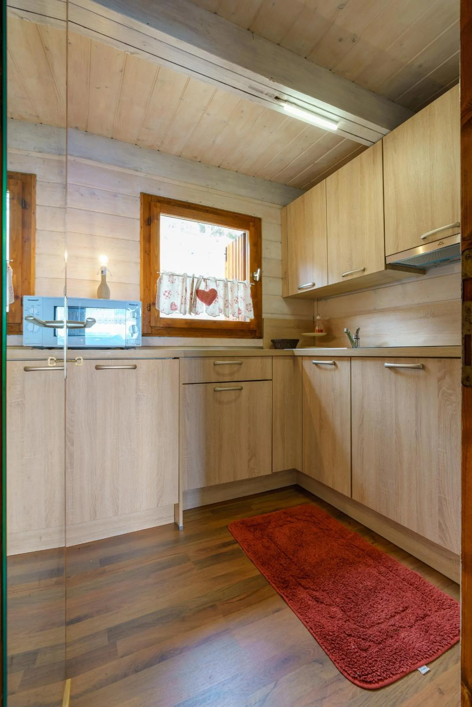 Communal kitchen in Agriturismo Giacomino