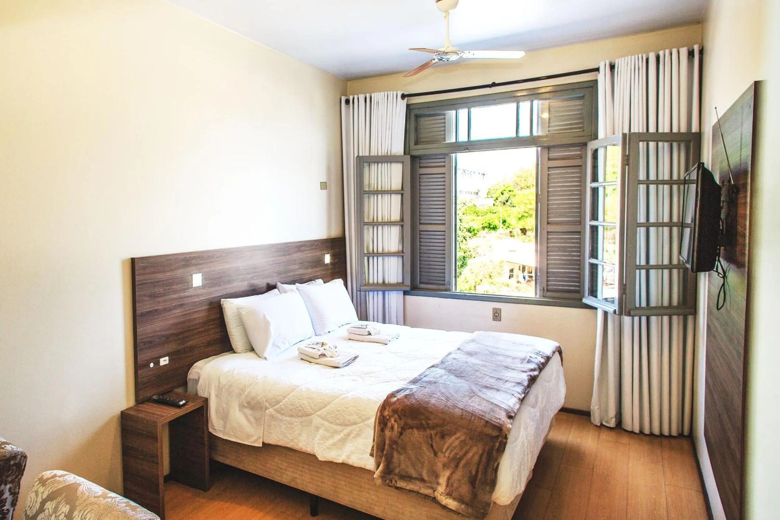 Photo of the whole room, Bed in Hotel Pousada São Lourenço