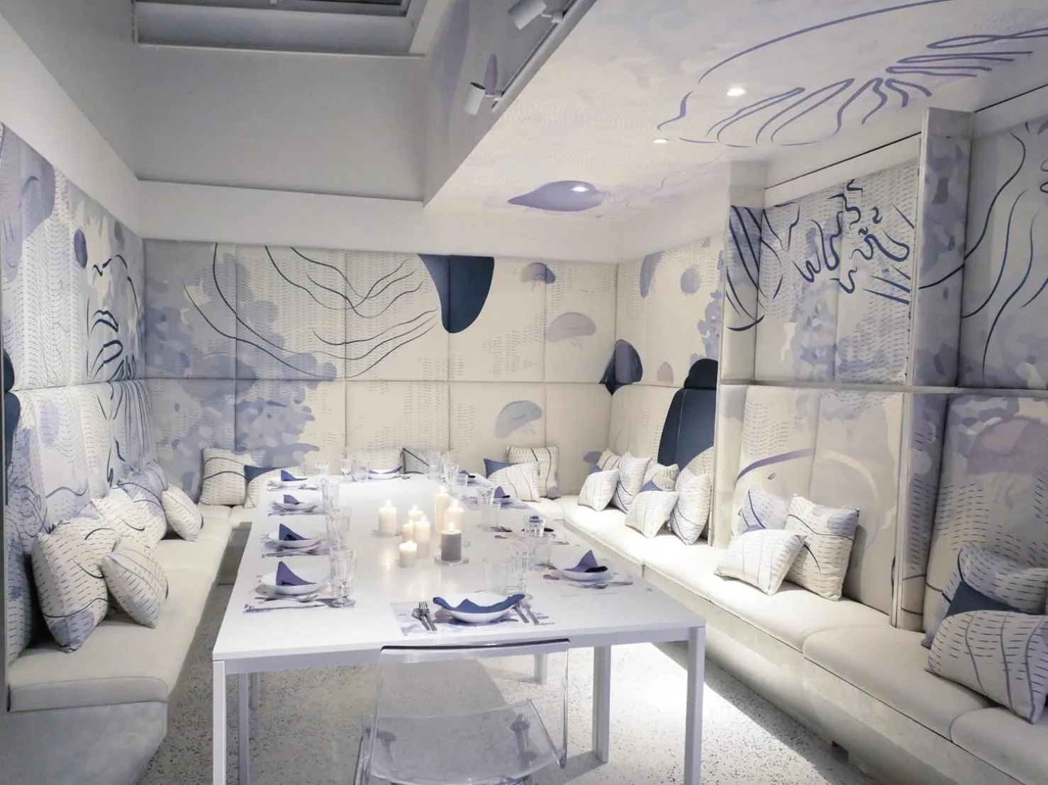 Restaurant/places to eat in Comet Hotel Surat Thani