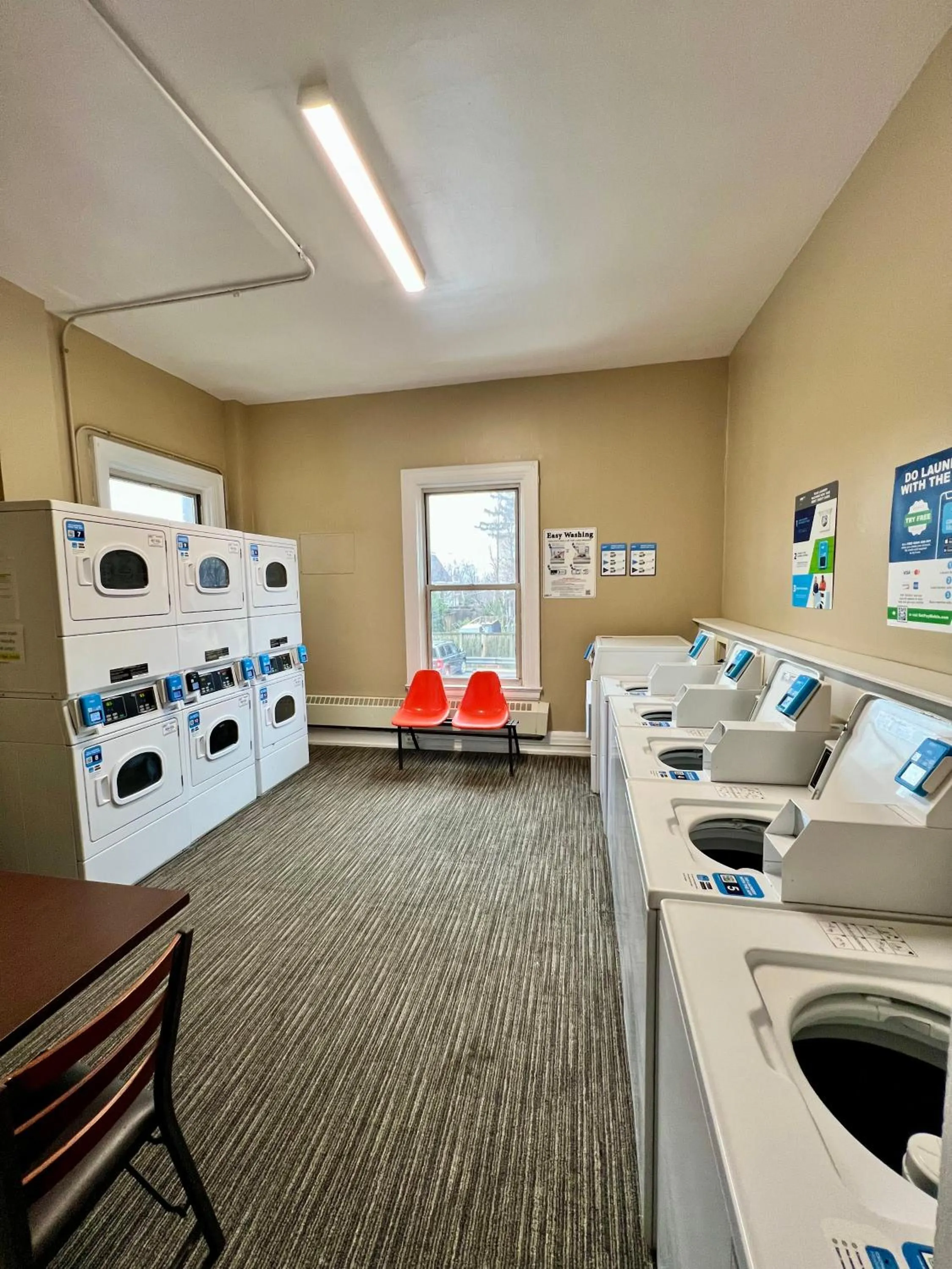 laundry in Lenox Hotel and Suites