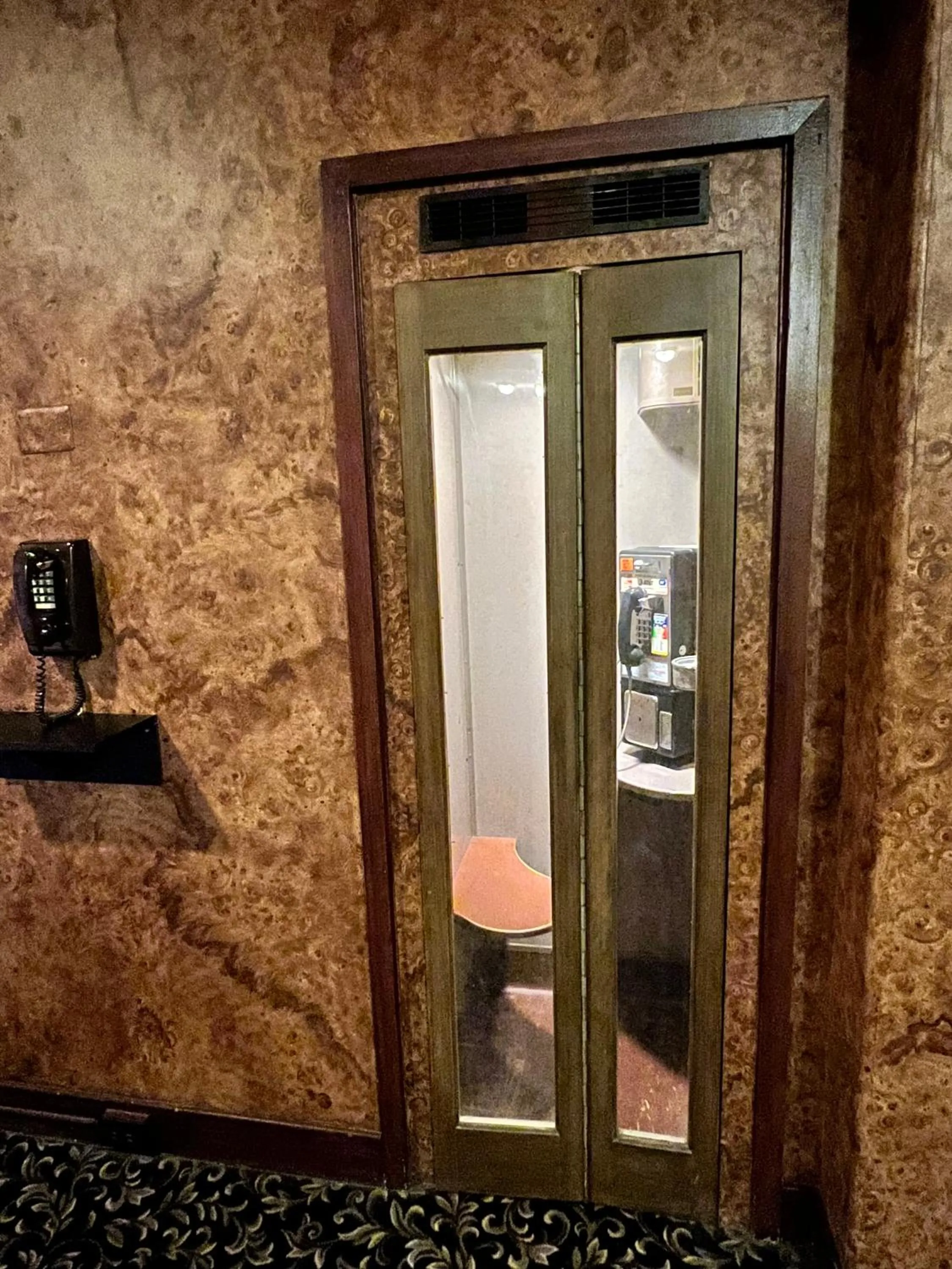 Lobby or reception in Lenox Hotel and Suites