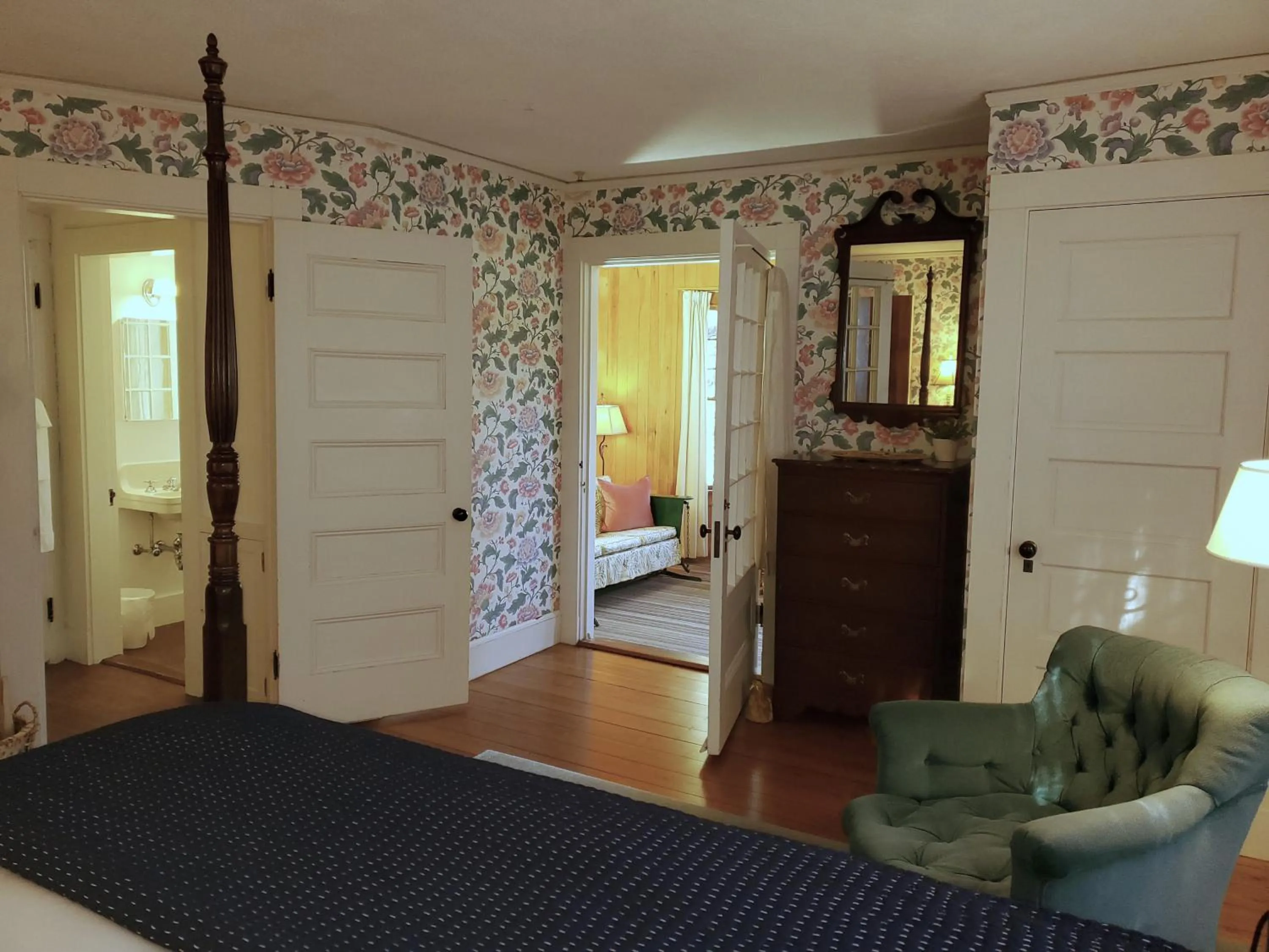 Bedroom, Bed in Harbourside Inn