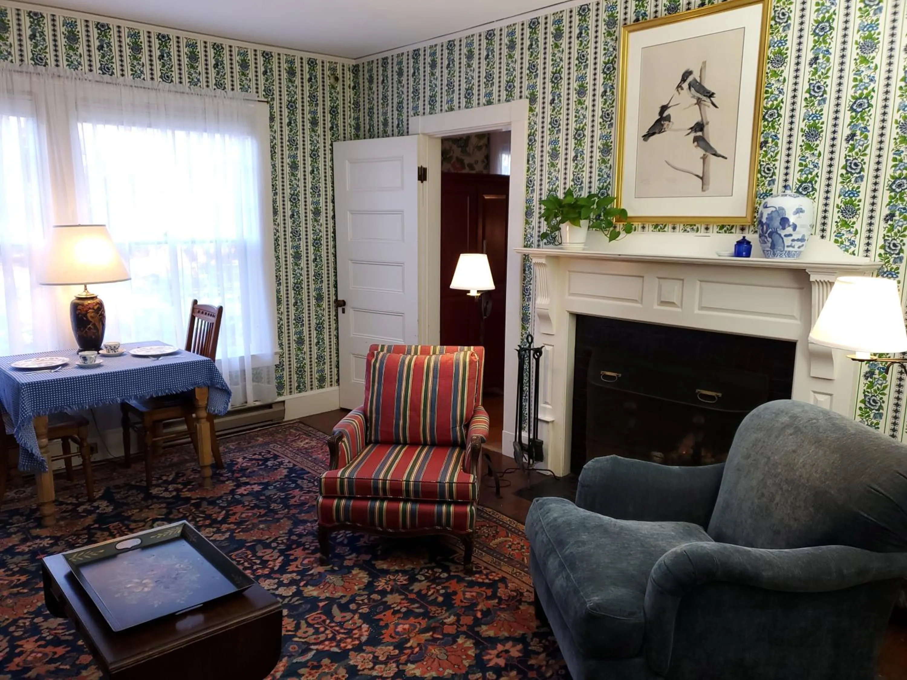 Living room in Harbourside Inn