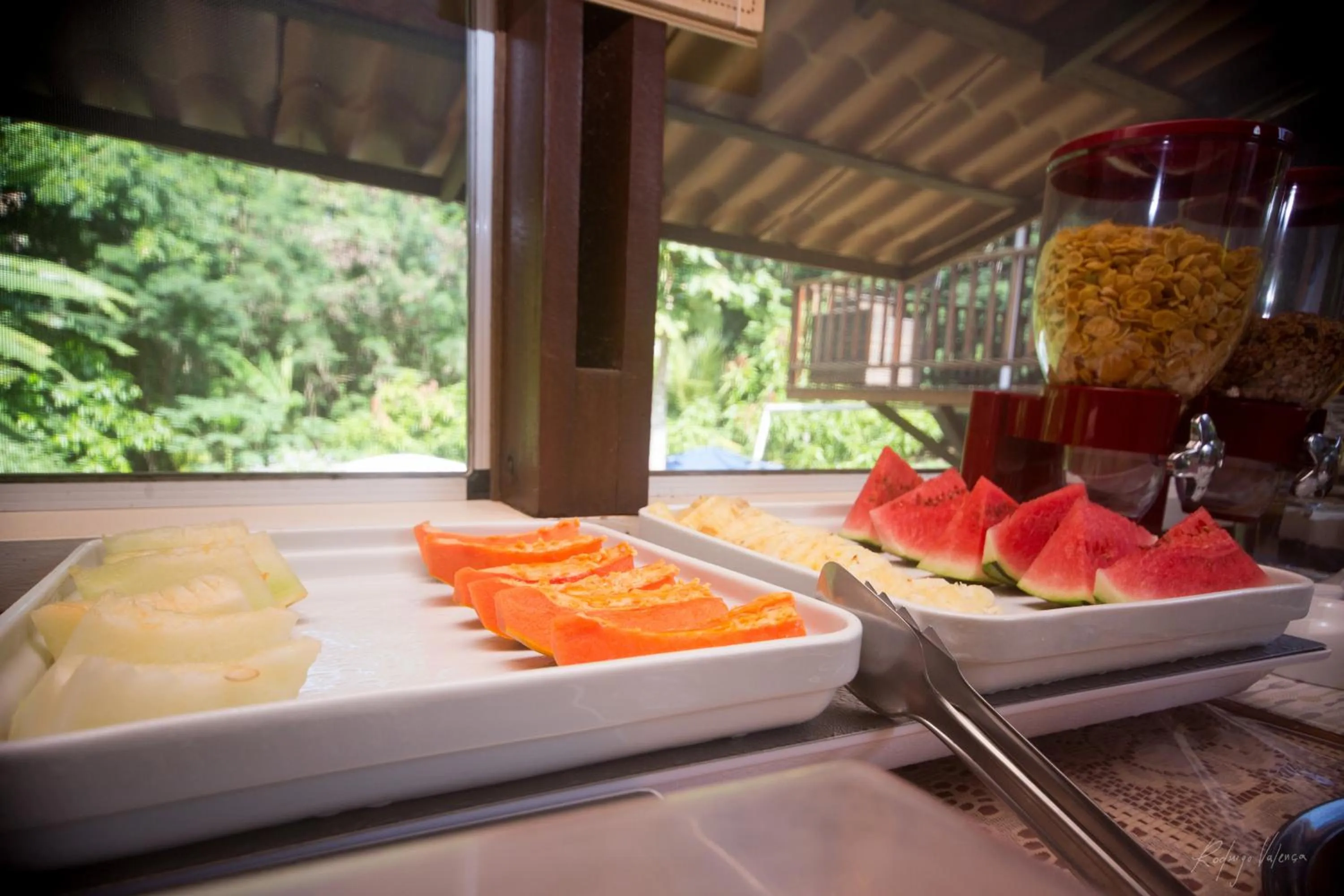 Buffet breakfast in Pousada Seu Dodó