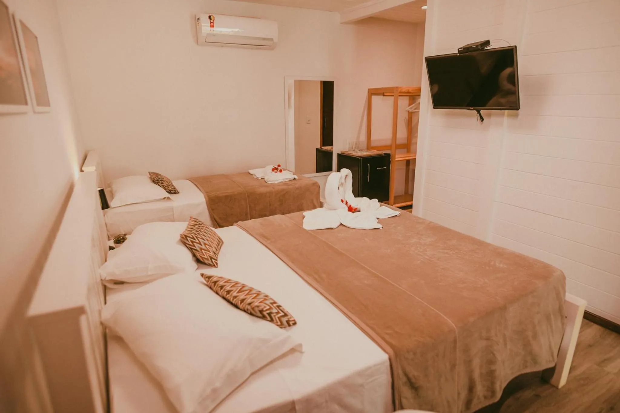 Photo of the whole room, Bed in Pousada Seu Dodó