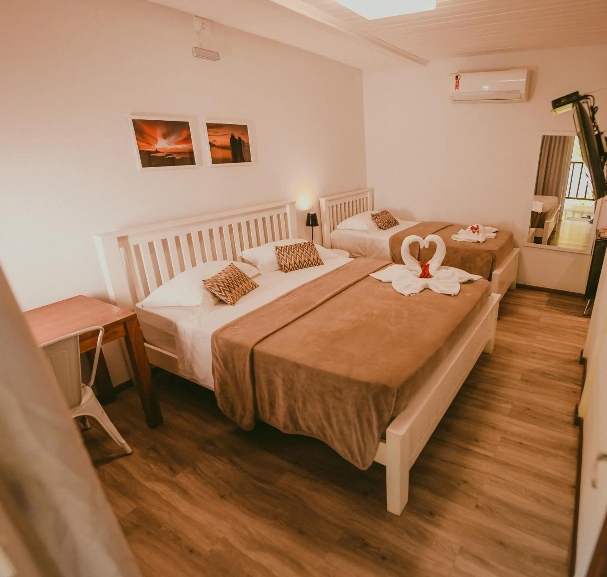 Photo of the whole room, Bed in Pousada Seu Dodó