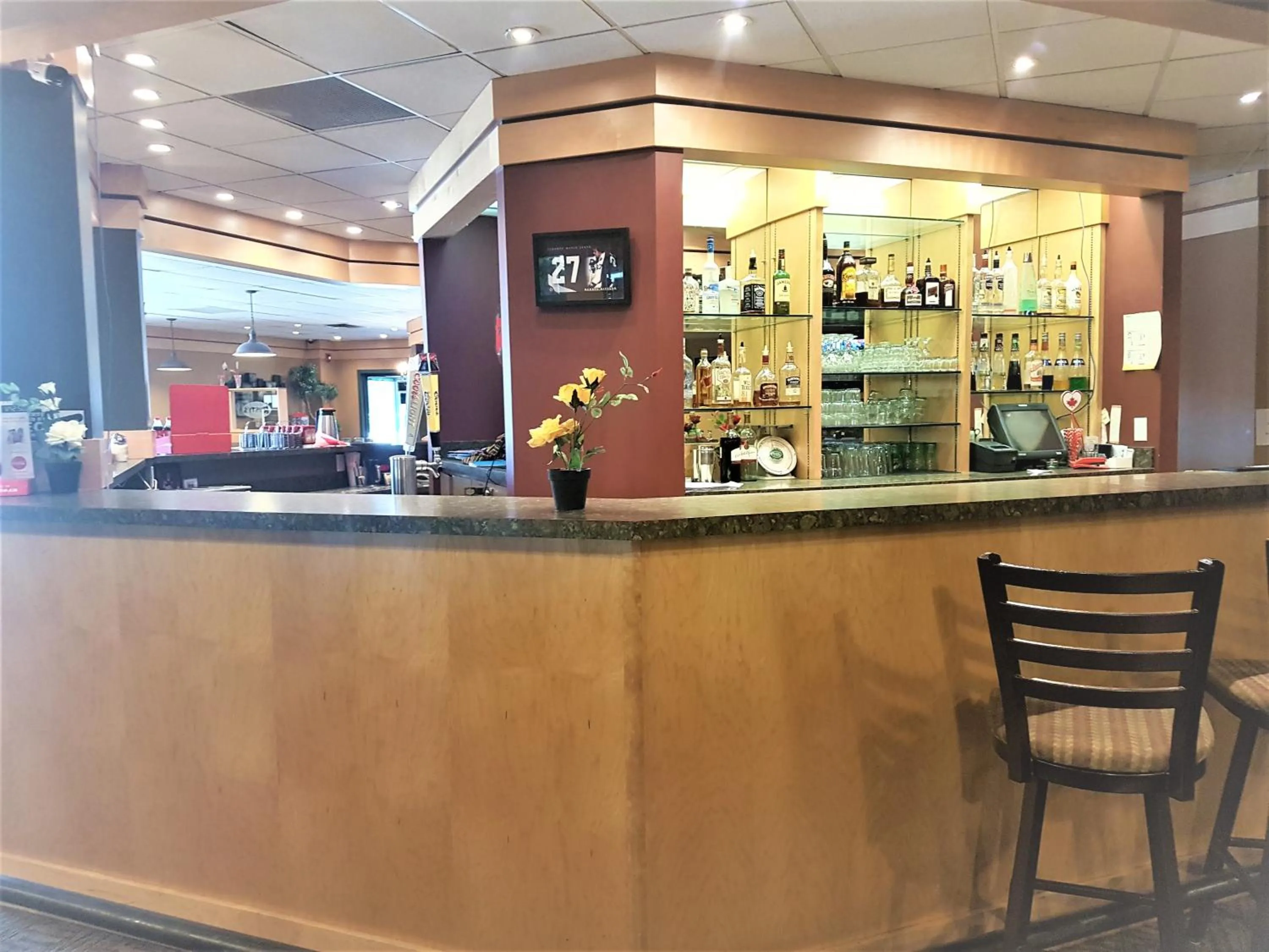 Lounge or bar in BCMInns - Lloydminster