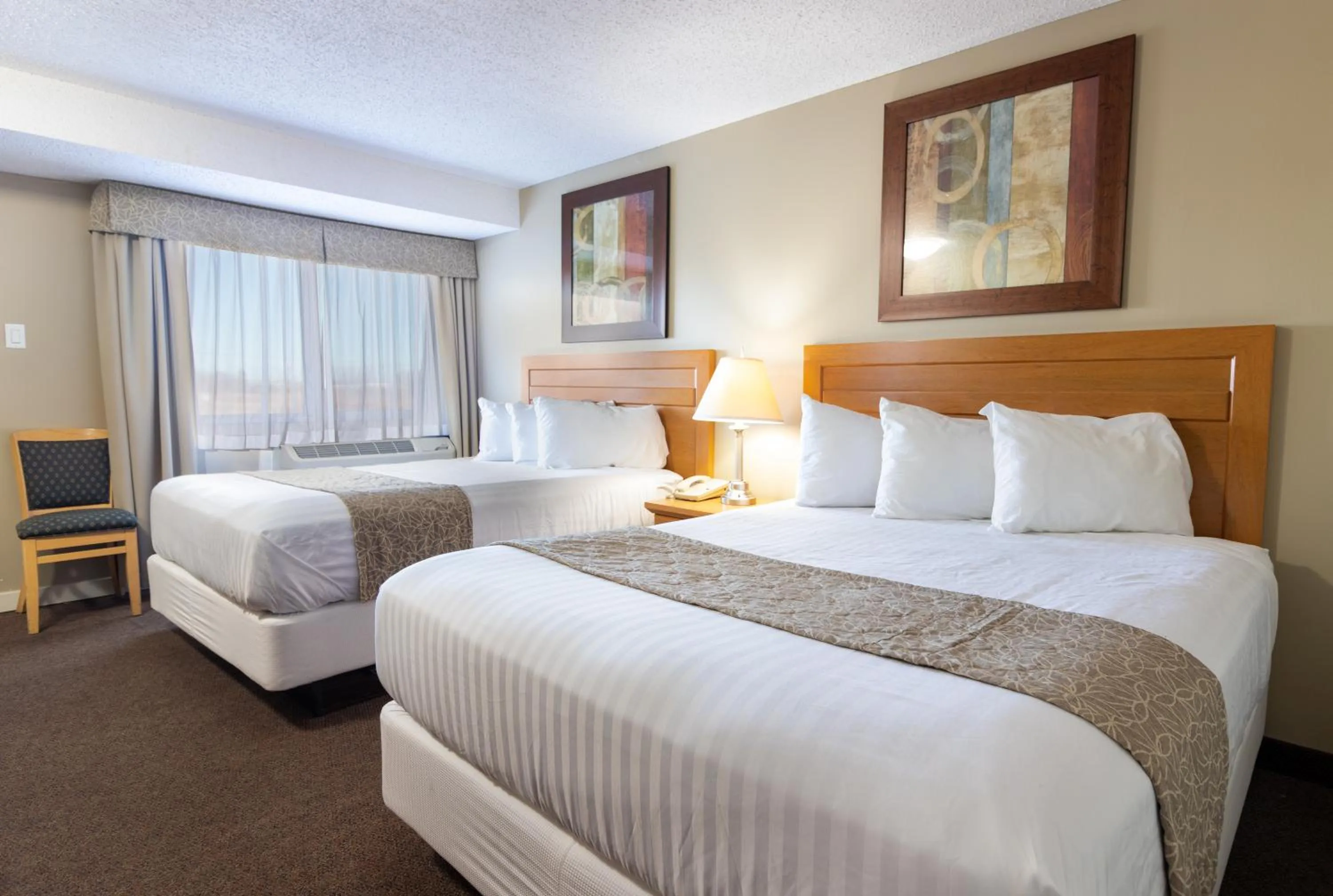 Bed in BCMInns - Lloydminster