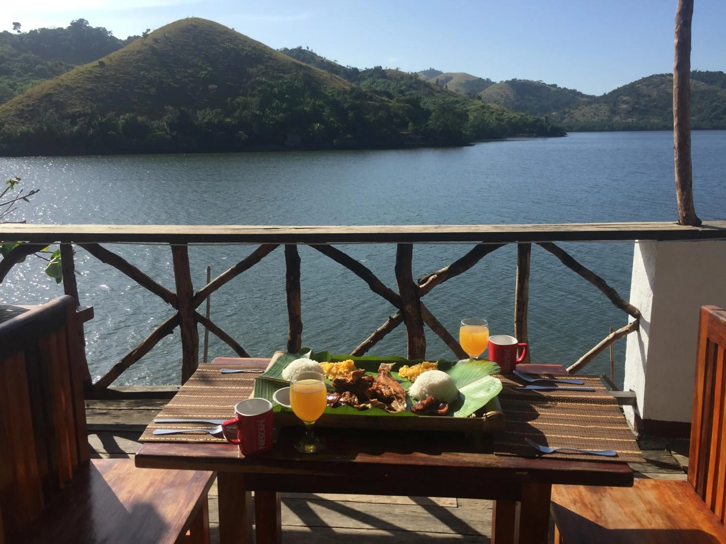 Breakfast in Borac Bay Bungalows Hotel and Resort