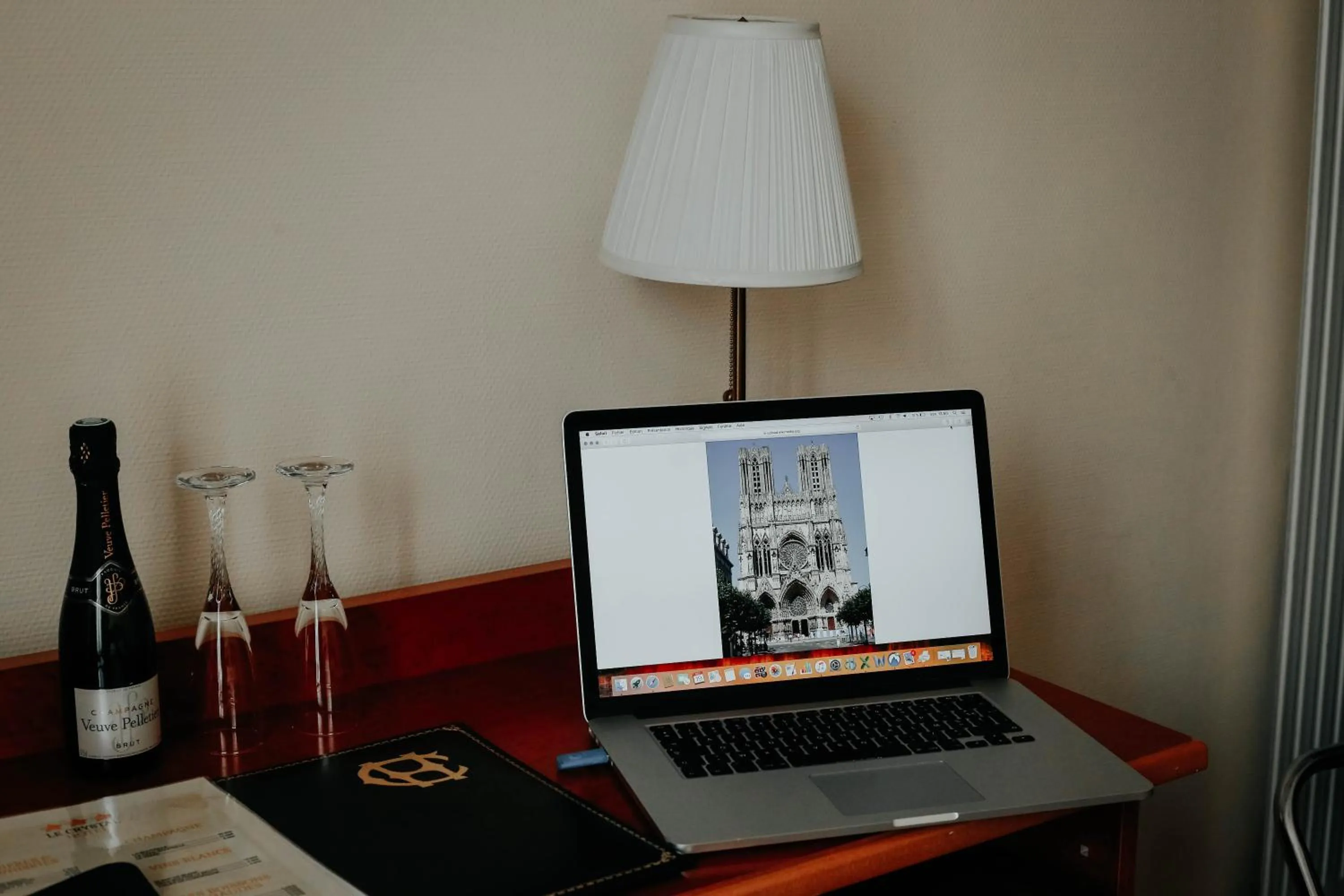 Hôtel Crystal Reims Centre