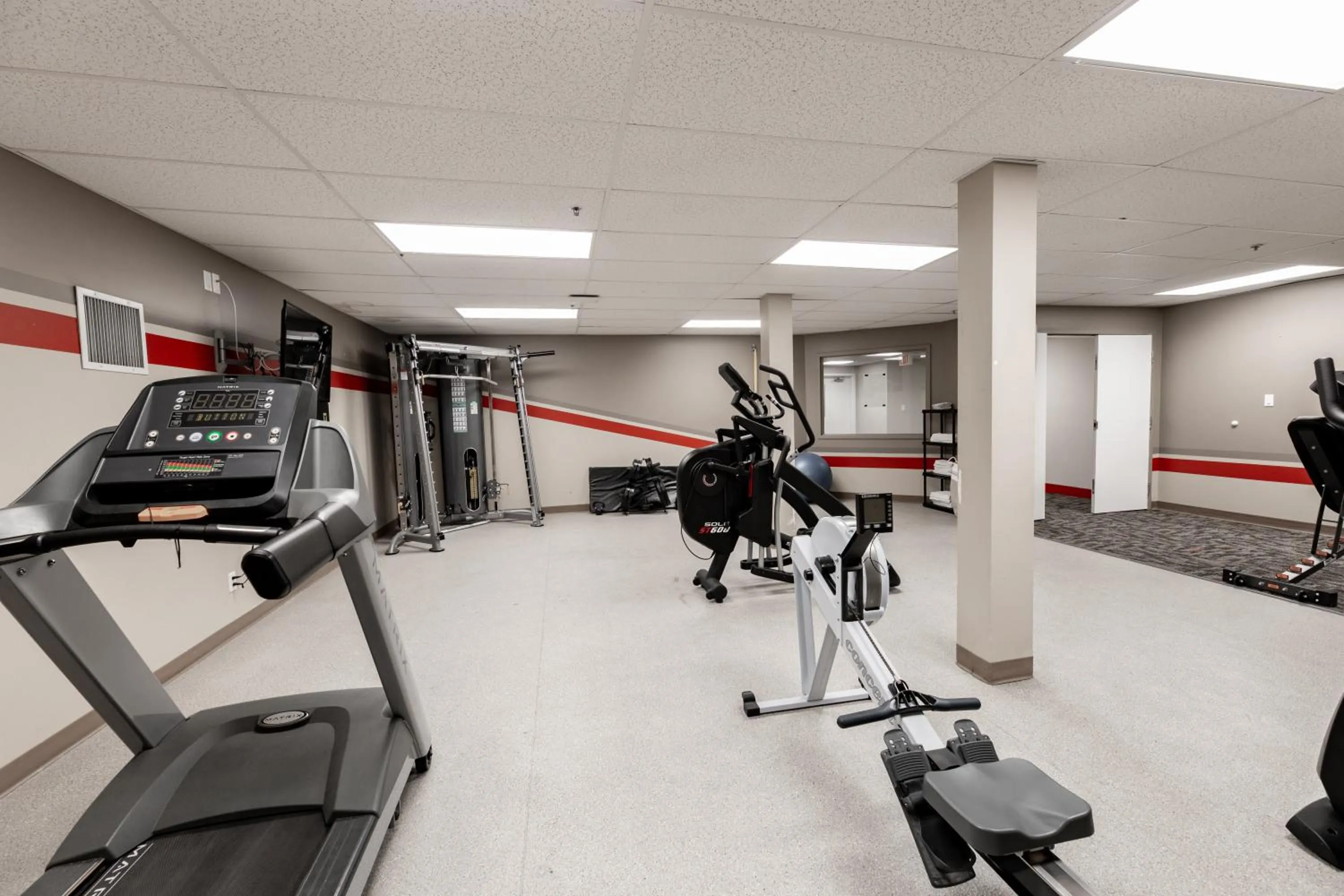 Fitness centre/facilities in The Kanata by BCMInns - Hinton