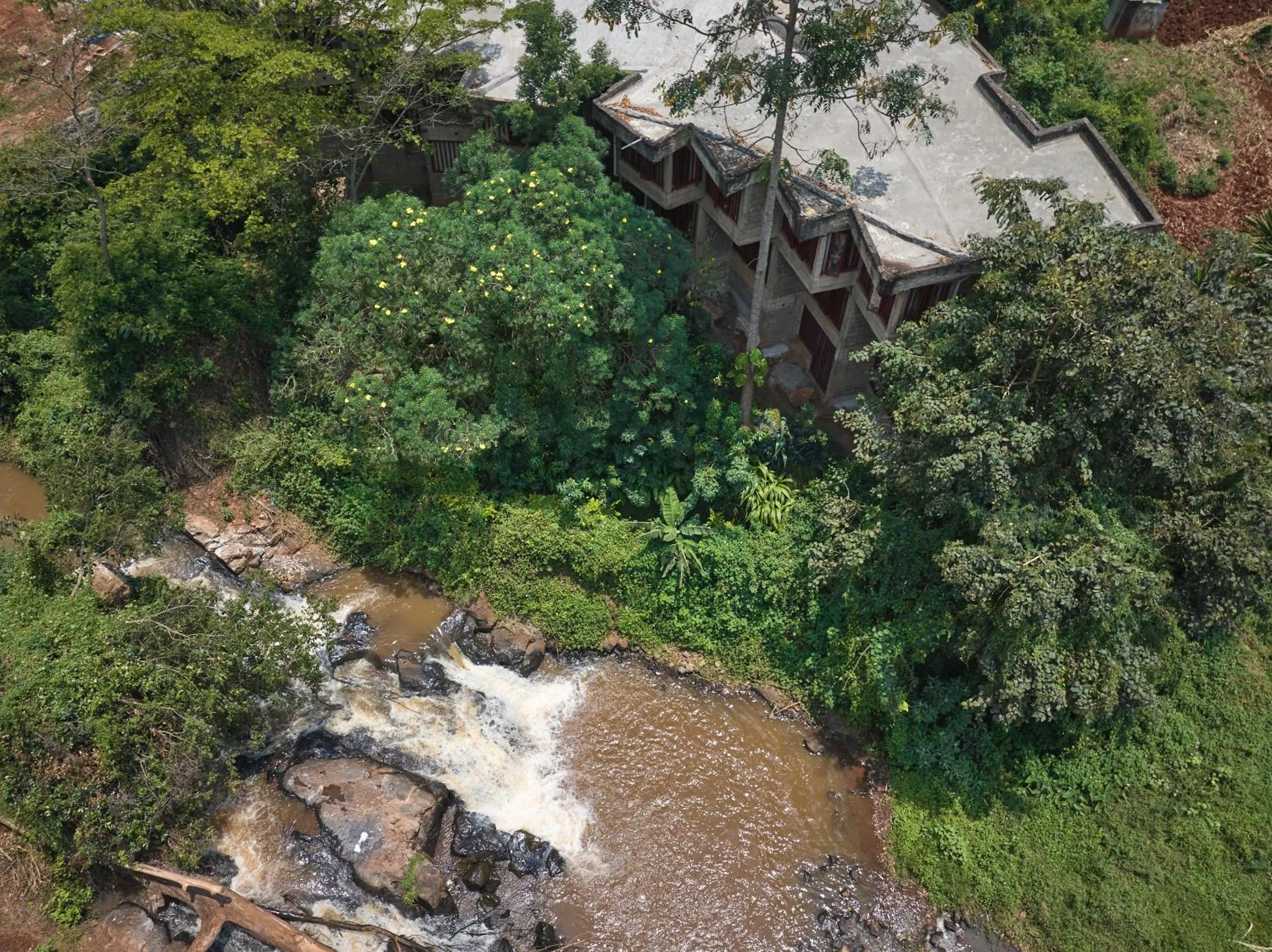 Natural landscape in Villa Rock Stop Falls Gigiri