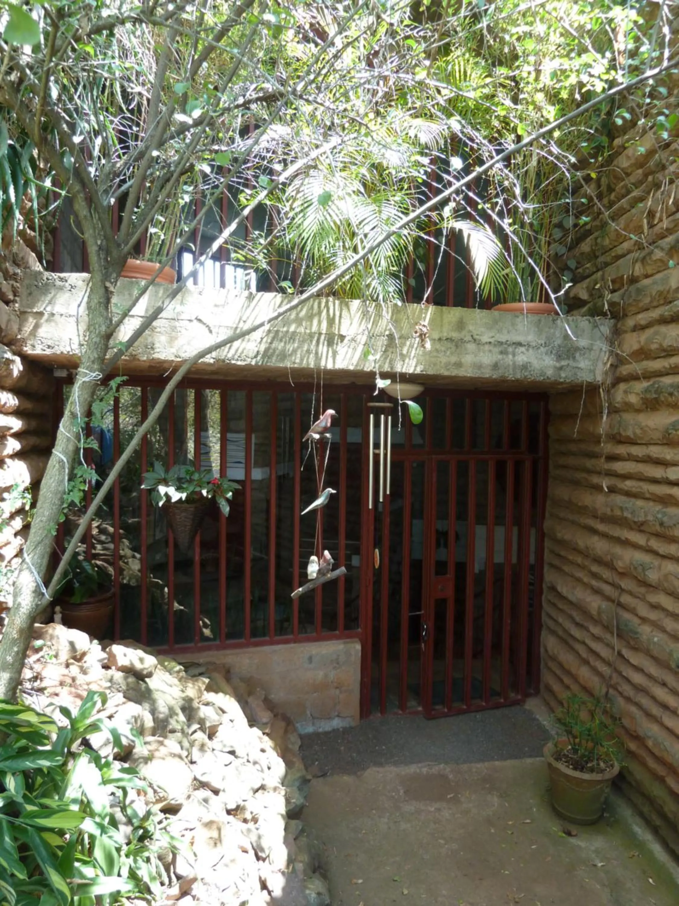 Facade/entrance in Villa Rock Stop Falls Gigiri