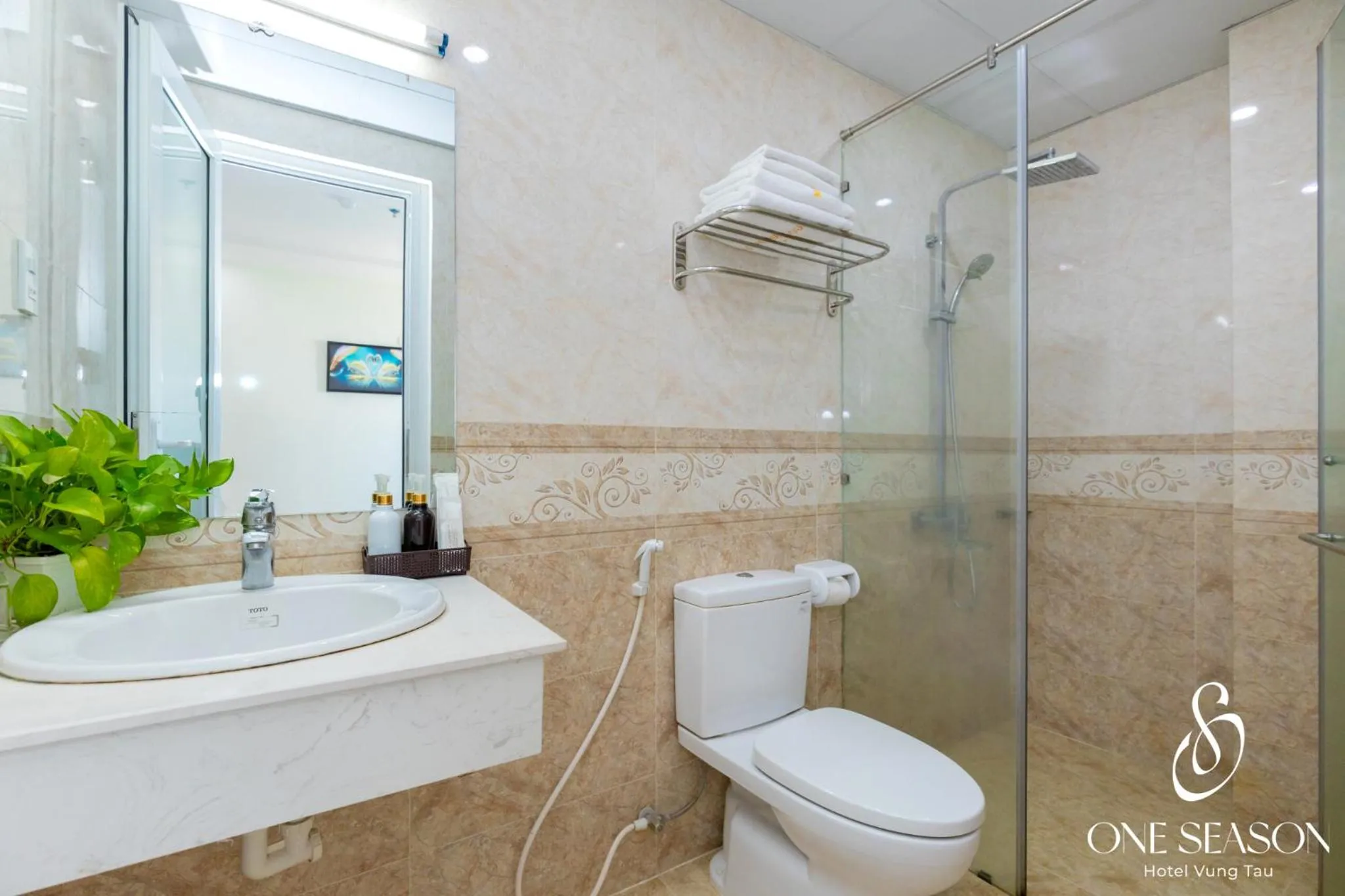 Shower in ONE SEASON BOUTIQUE HOTEL Vung Tau - BEACHFRONT