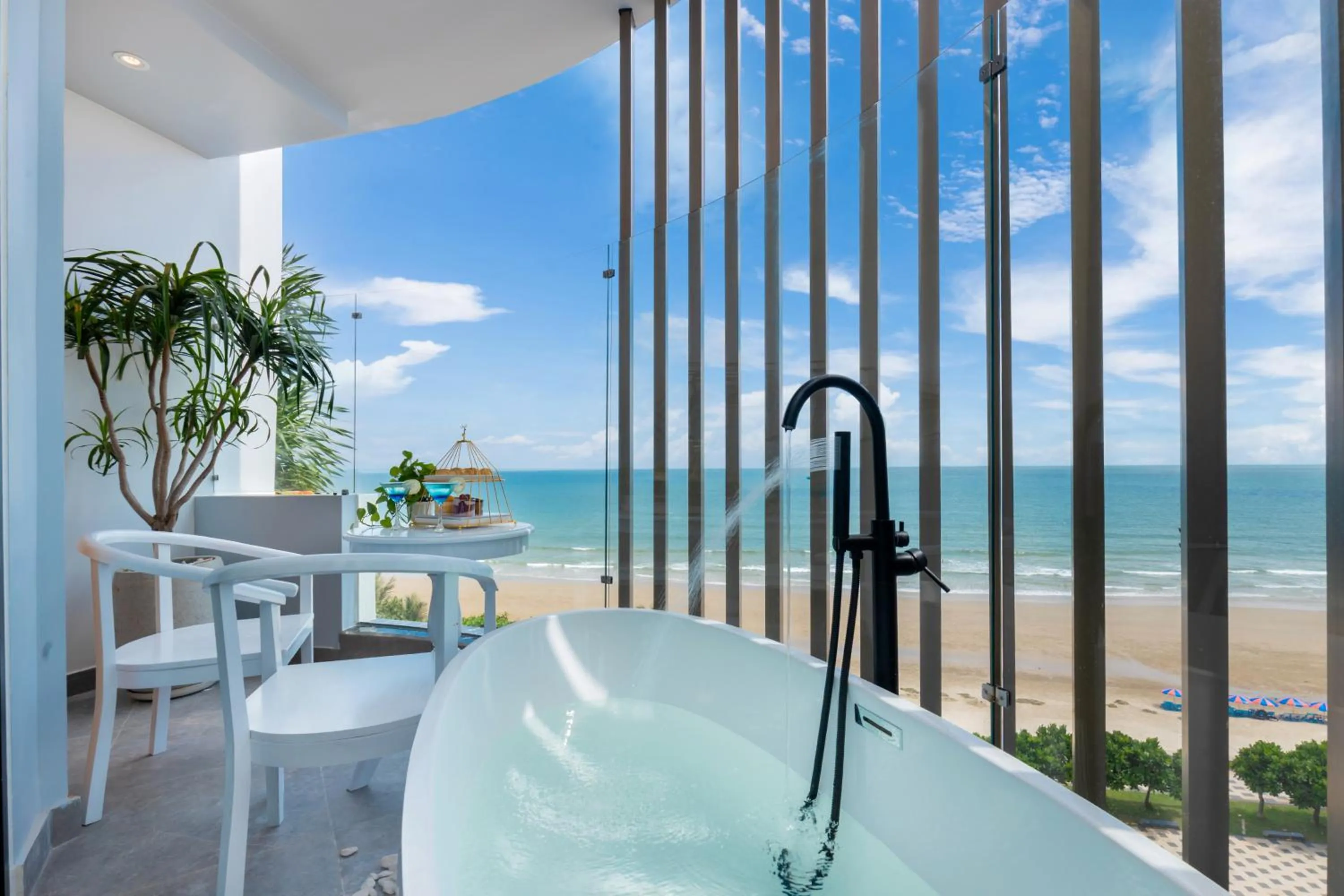 Balcony/Terrace in ONE SEASON BOUTIQUE HOTEL Vung Tau - BEACHFRONT