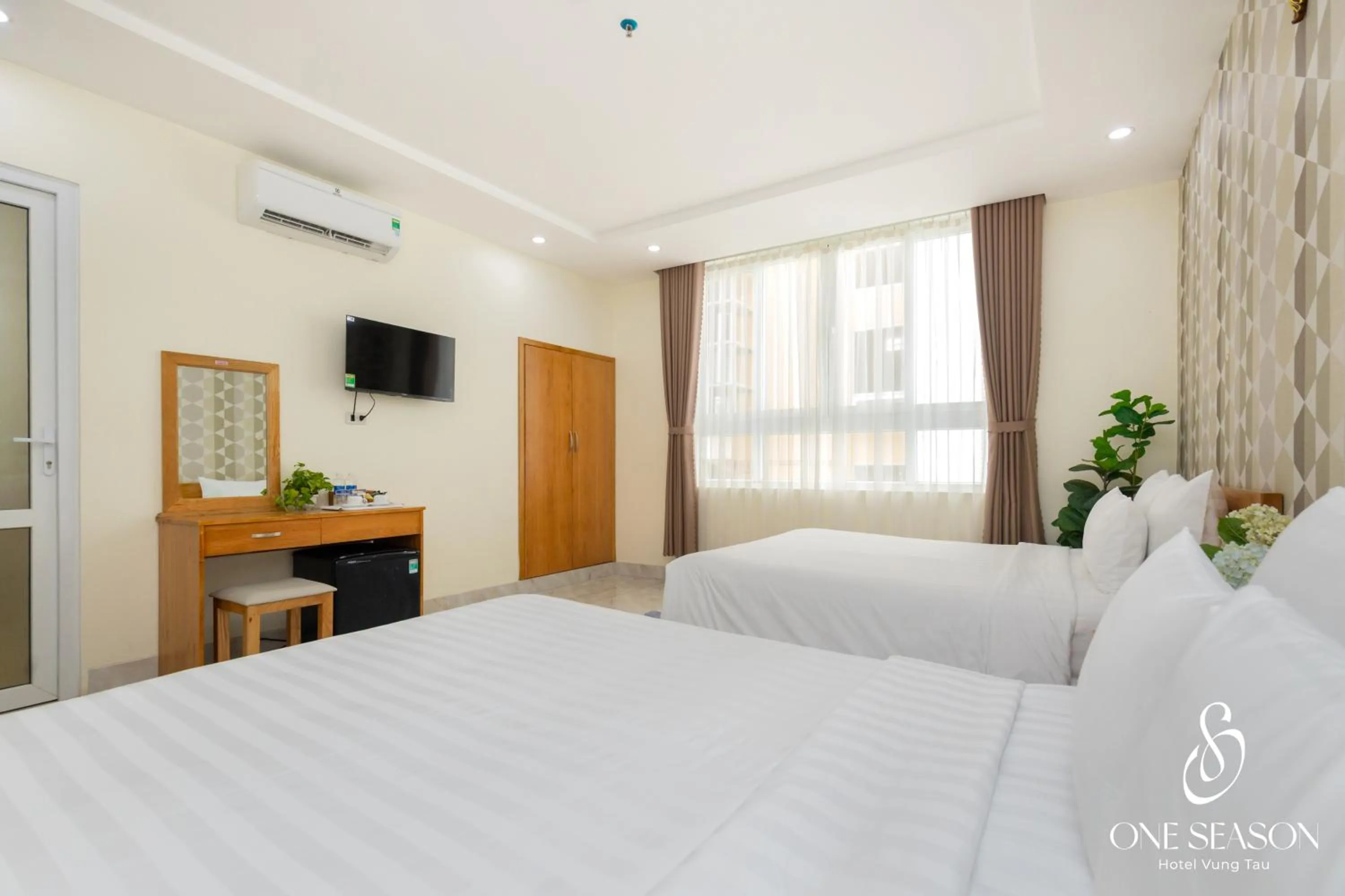 Bedroom, Bed in ONE SEASON BOUTIQUE HOTEL Vung Tau - BEACHFRONT