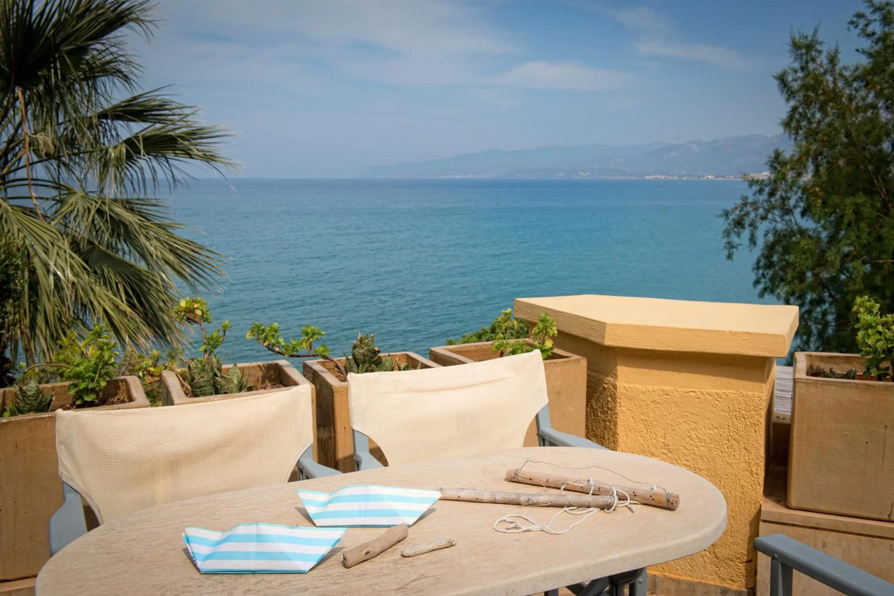Seating area in Skajado Holiday Apartments