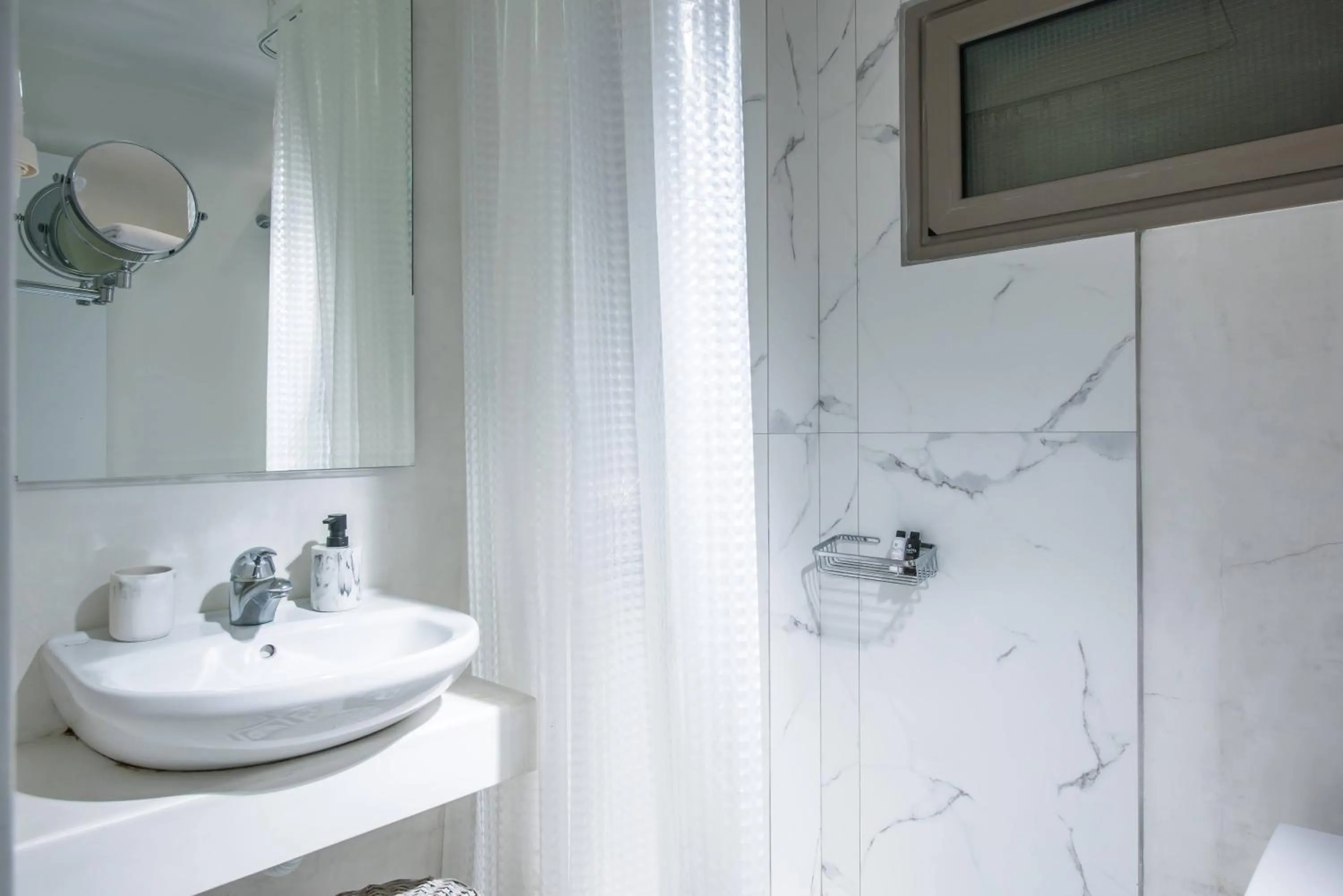 Bathroom in Skajado Holiday Apartments