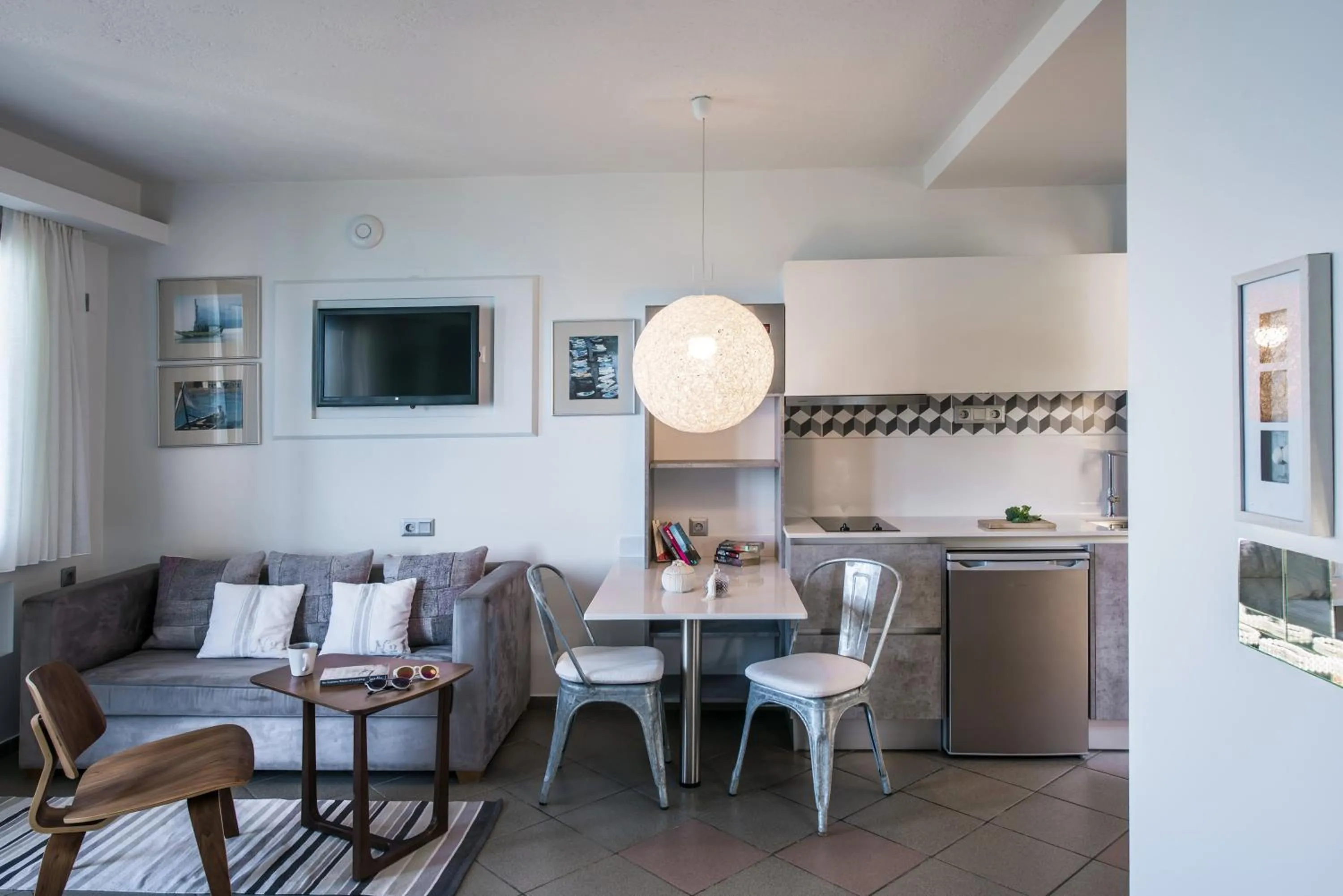 Kitchen or kitchenette in Skajado Holiday Apartments