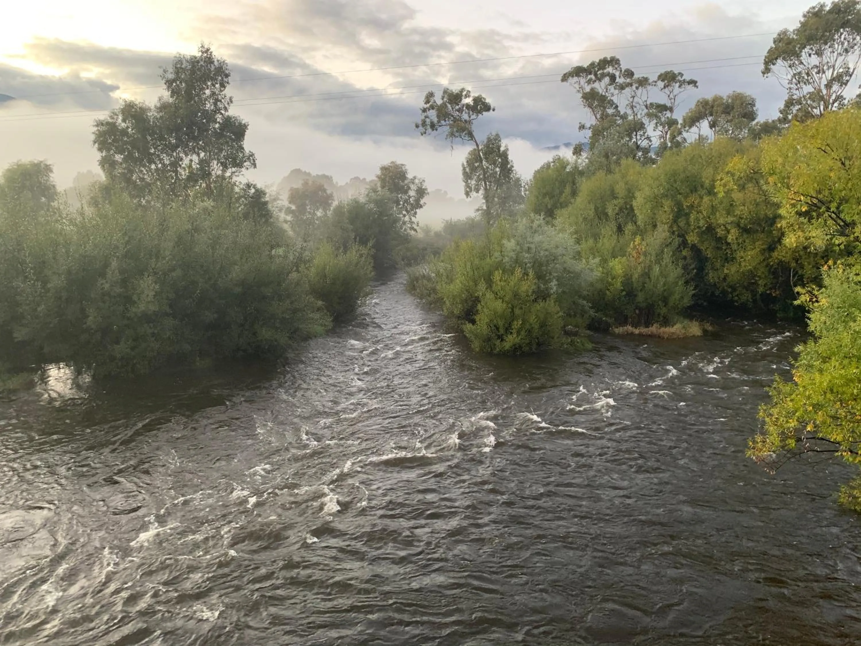 Mountain Creek Motel Bar & Restaurant