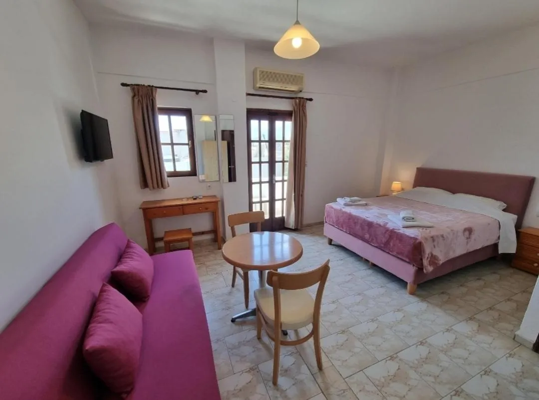 Bedroom, Bed in Arhodiko Hotel