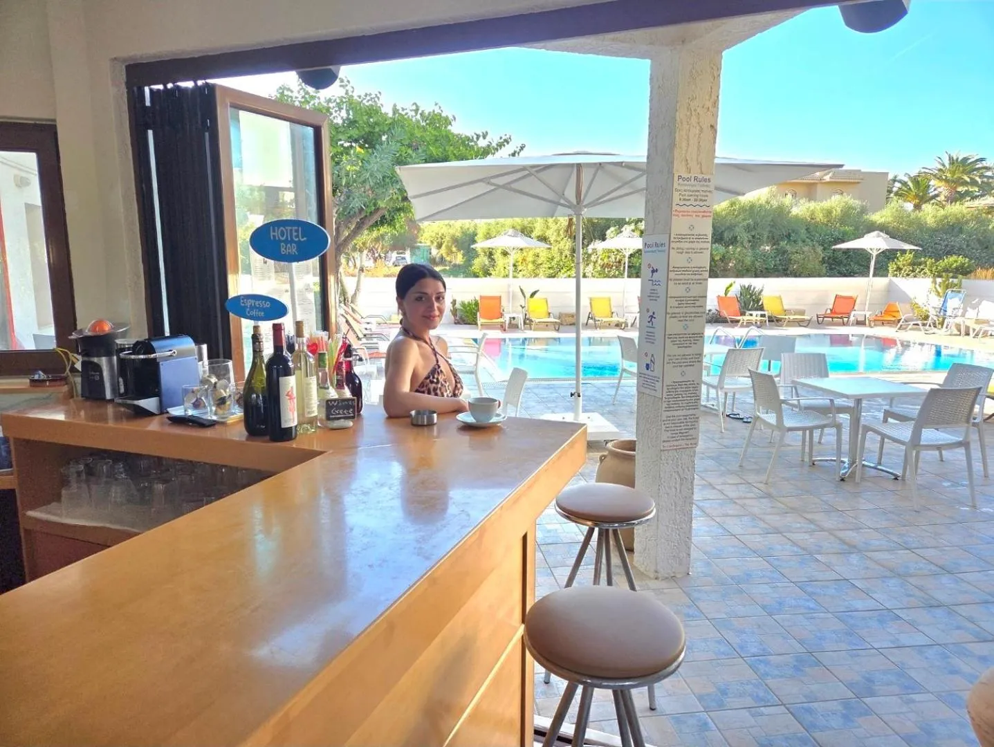 Restaurant/places to eat in Arhodiko Hotel