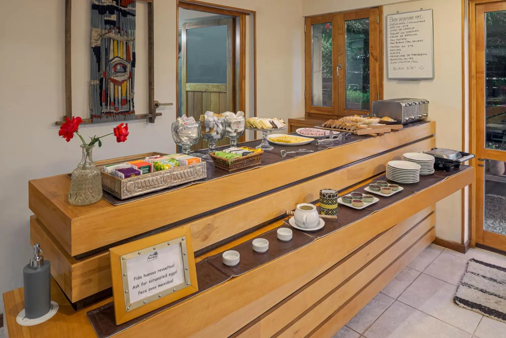 Coffee/tea facilities in Hotel Antiguos