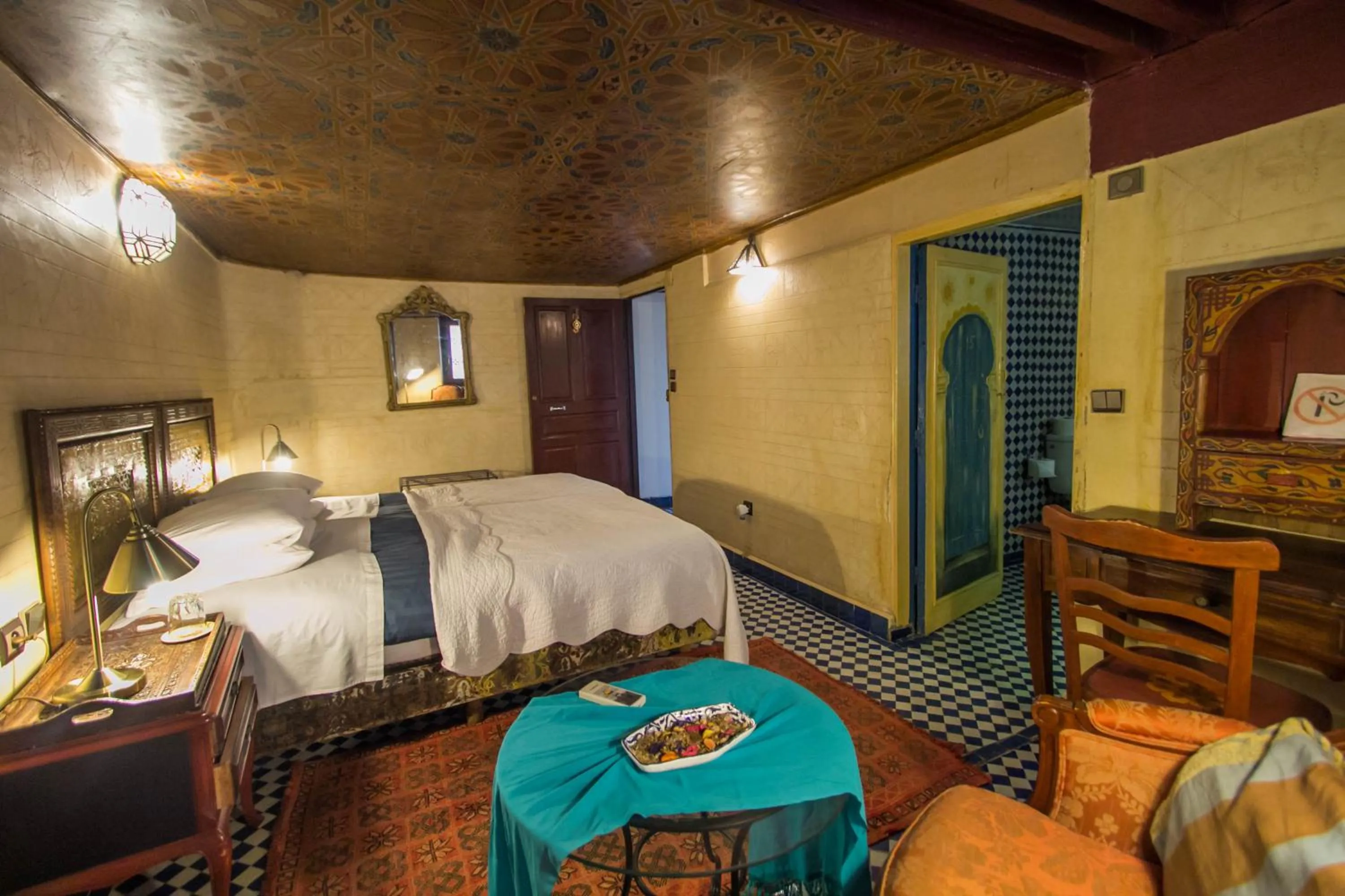 Photo of the whole room, Bed in Riad Dar Cordoba