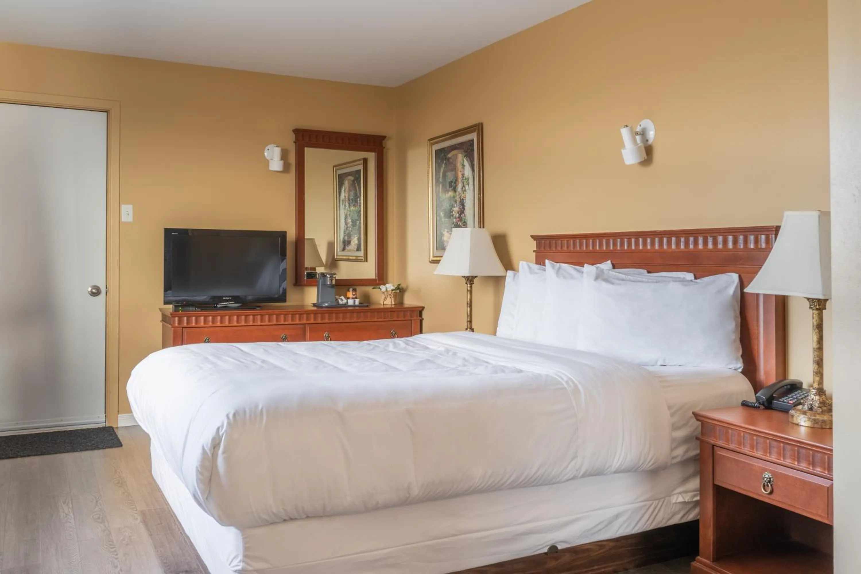 Bed in Hôtel Motel La Vigie