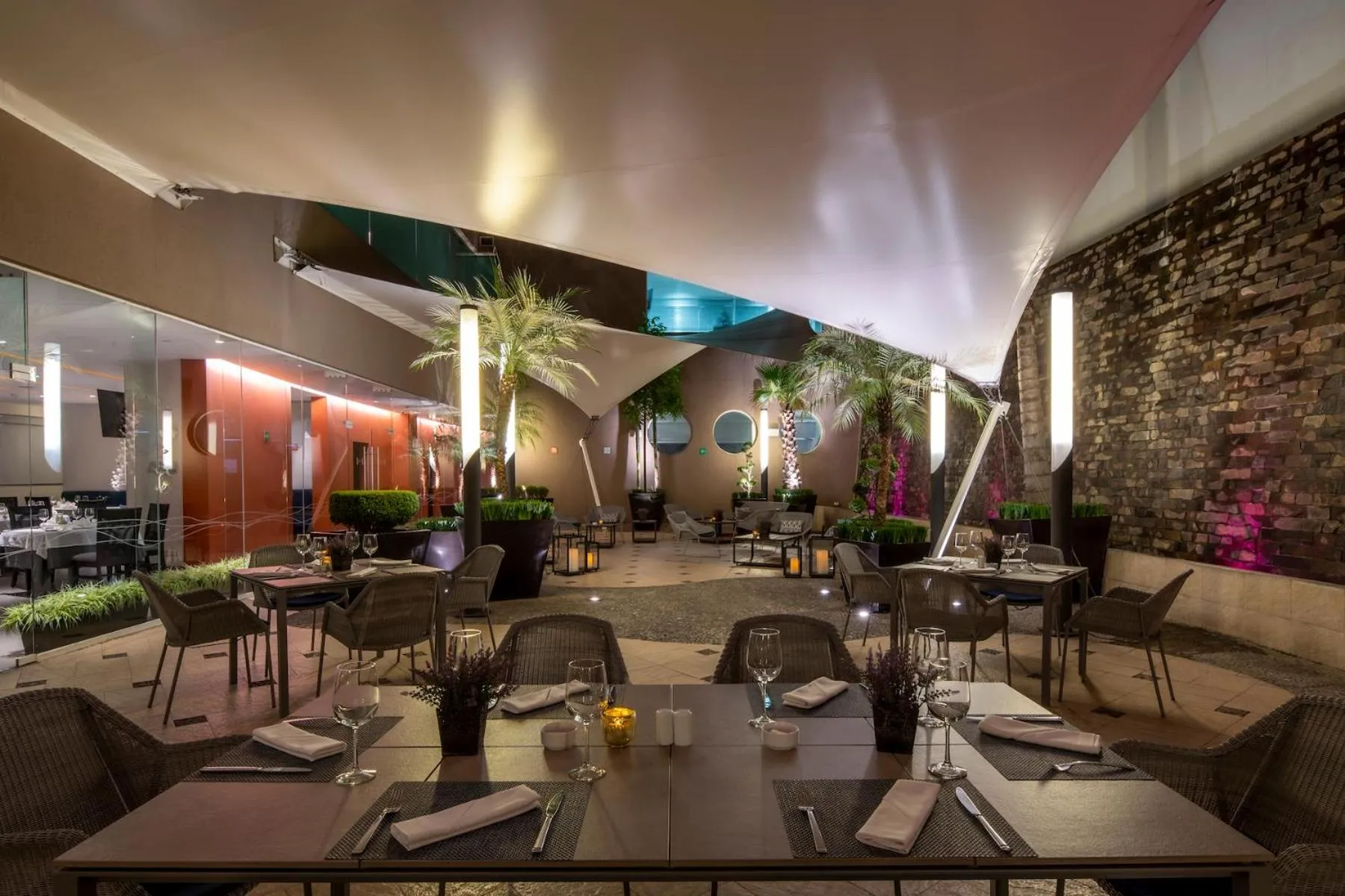 Patio in Hotel Novit