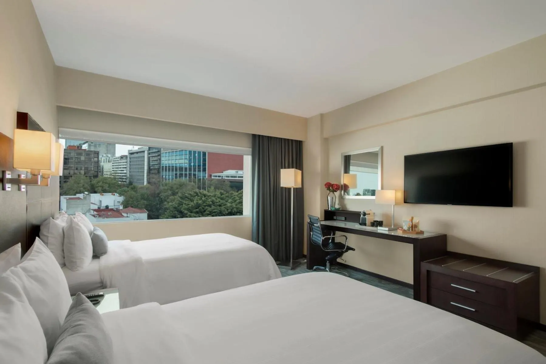 Bedroom, Bed in Hotel Novit