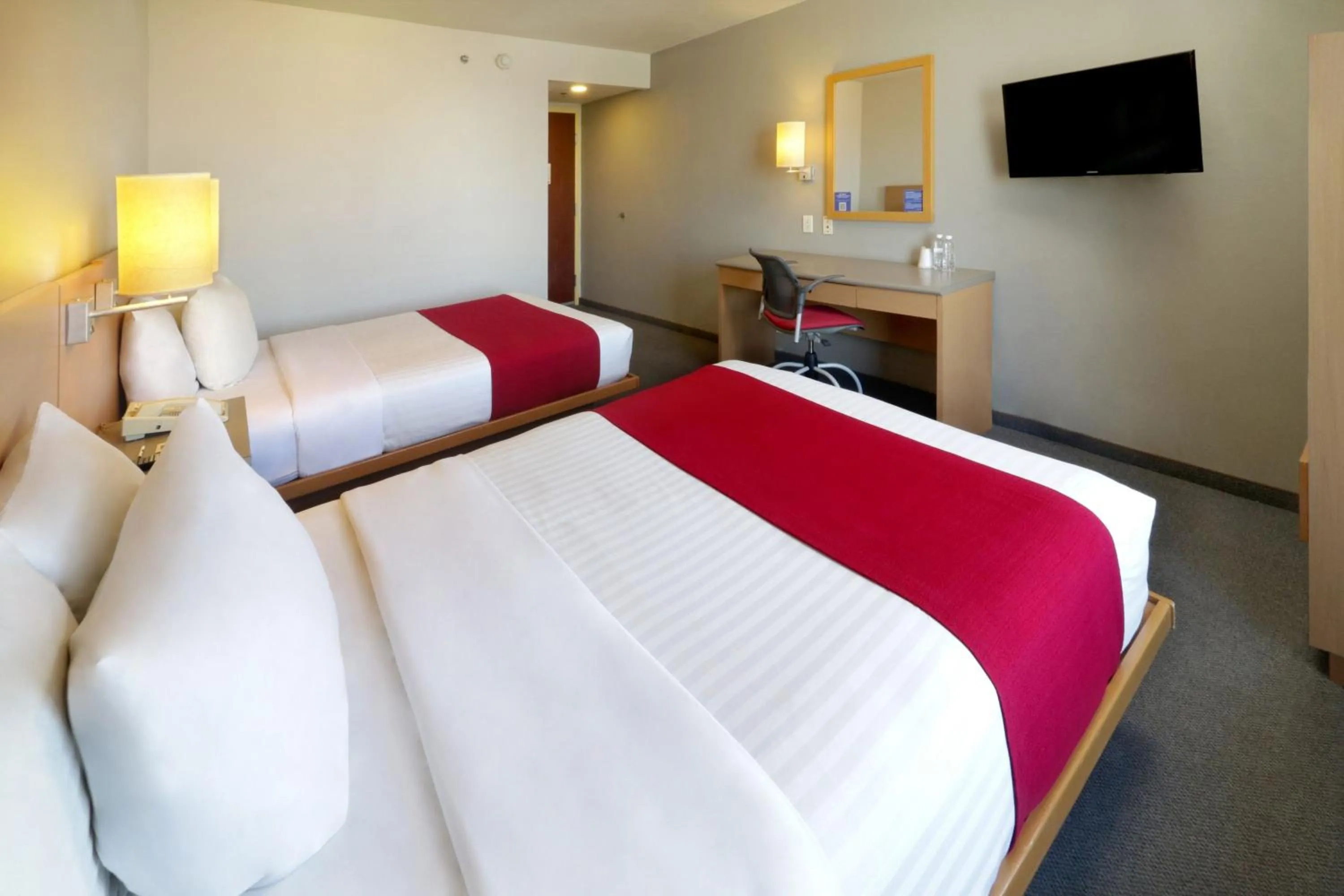 Bedroom, Bed in City Express by Marriott Nuevo Laredo