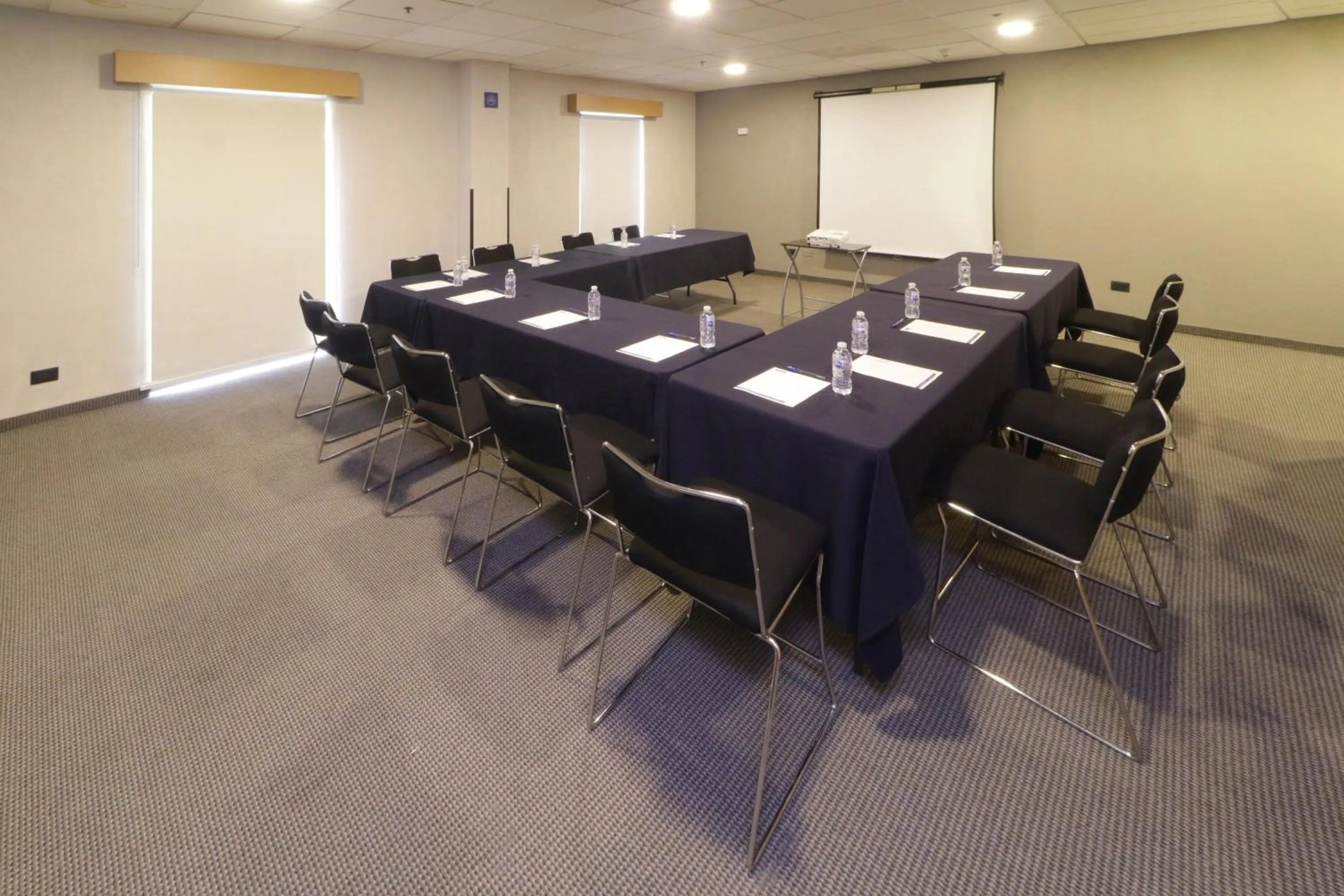 Meeting/conference room in City Express by Marriott Nuevo Laredo